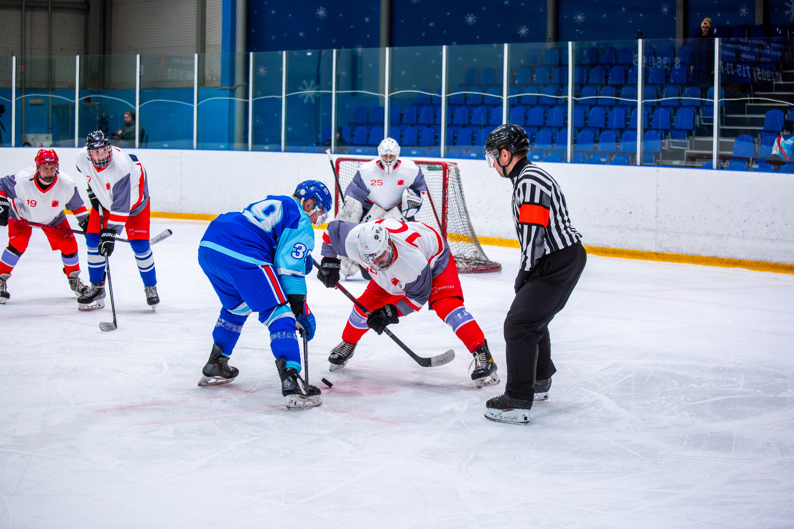 Чемпионат по хоккею. Репортажный, семейный, свадебный, портретный фотограф