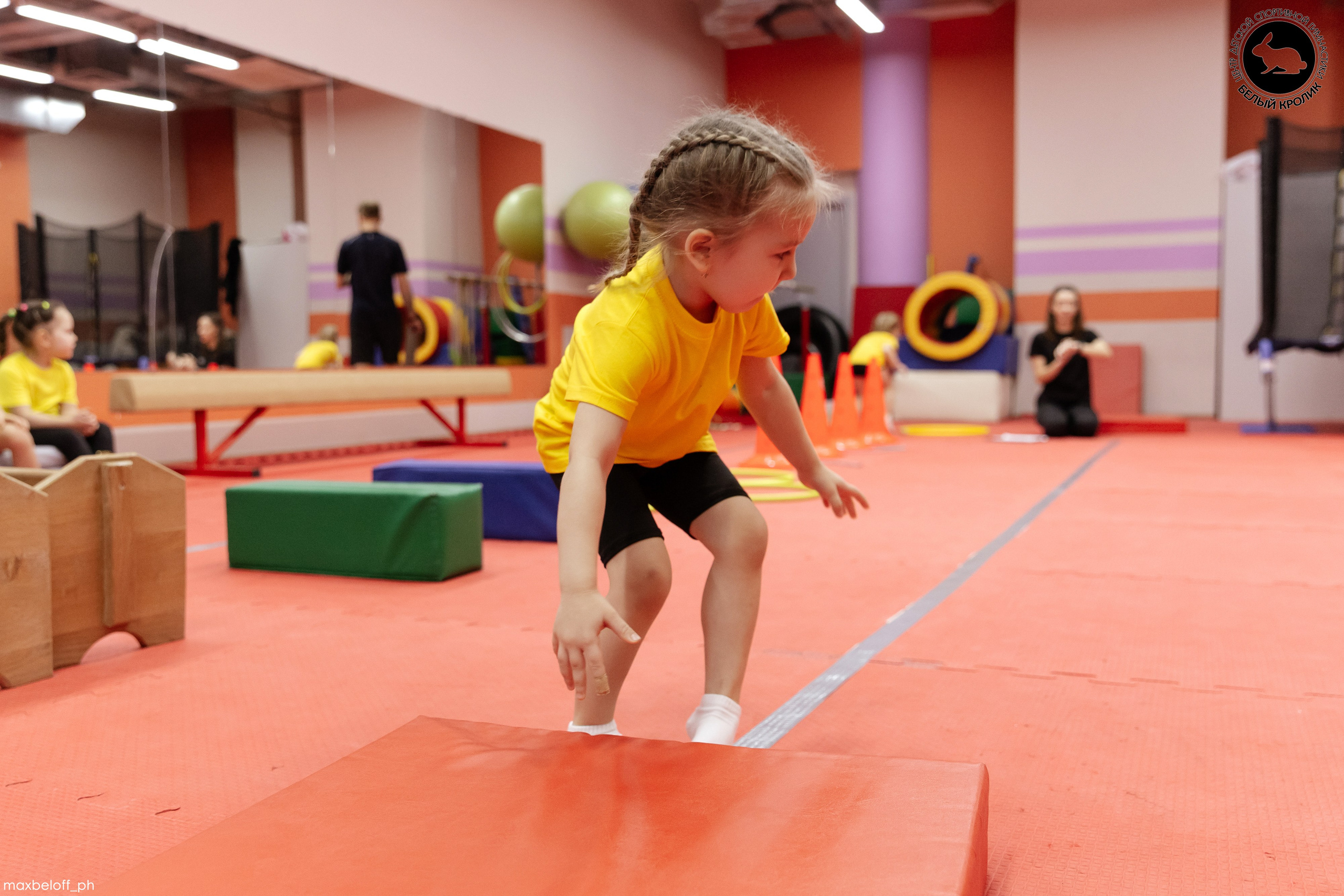 Белый кролик. Соревнования. Семейный фотограф — Макс Белогрудов