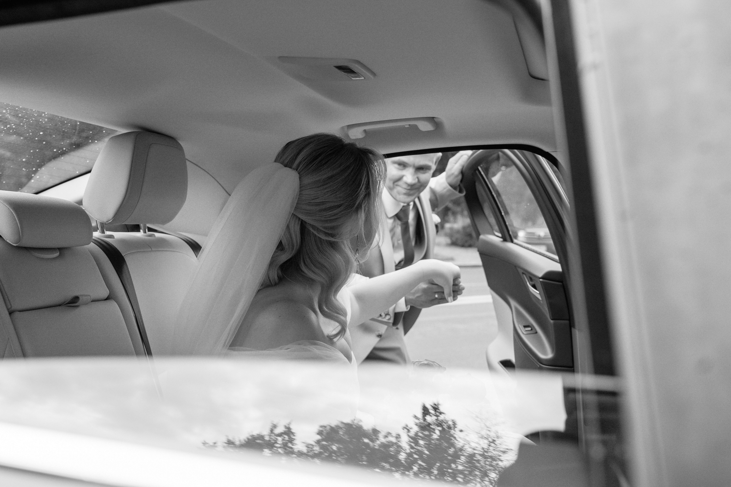 Фотосессия в театре: свадебные моменты. Ваш семейный фотограф в Минске — Вика Трегубова