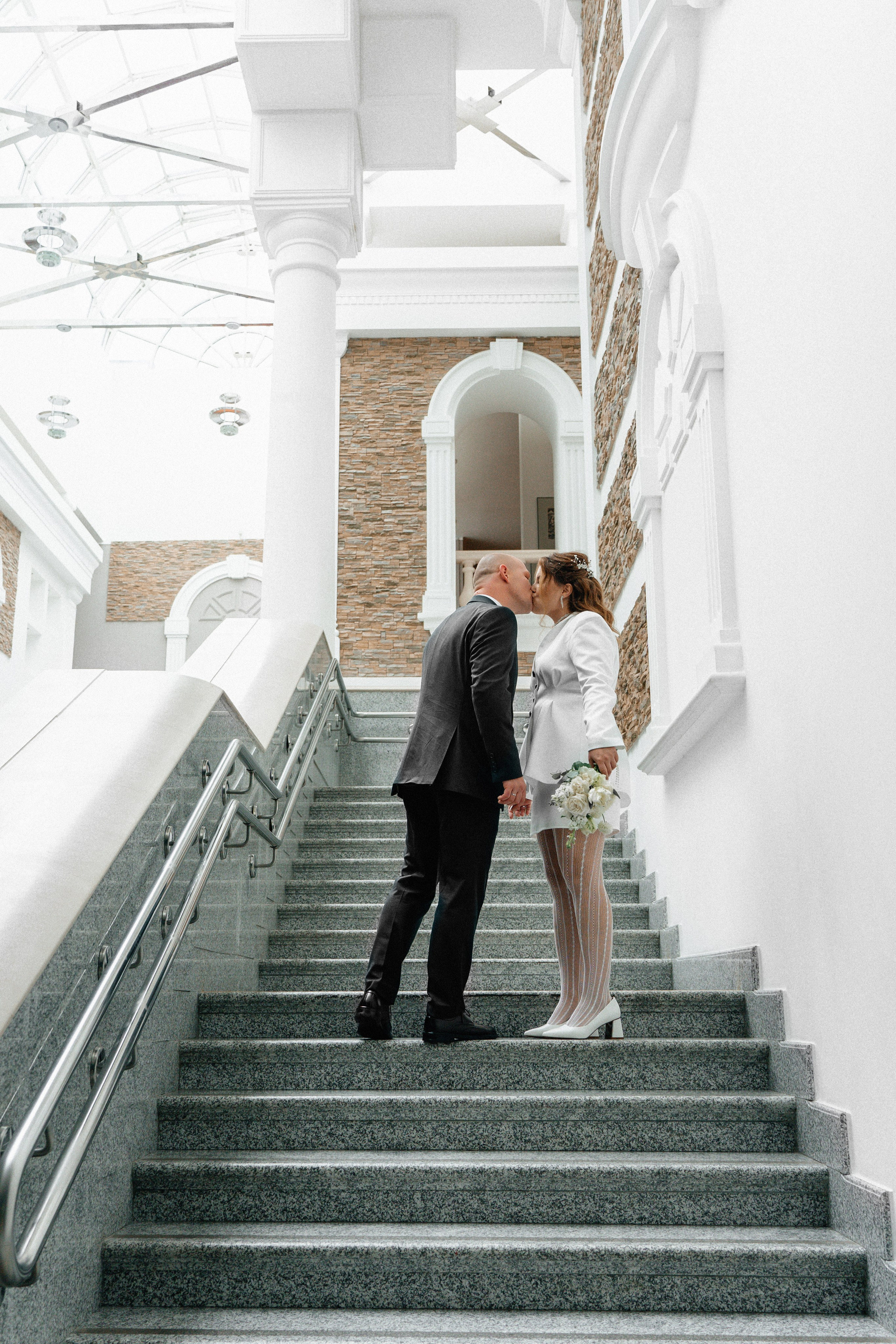 Свадебная фотосессия в музее. Ваш семейный фотограф в Минске — Вика Трегубова