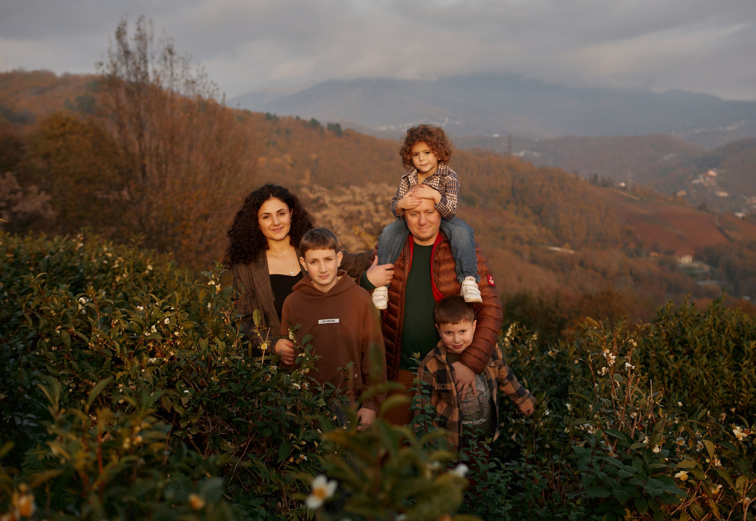 Фотограф Сочи фотограф в Сочи фотосессия в Сочи фотосессия Сочи фотосессия Красная поляна фотограф Красная поляна Фотограф АдлерВизажист Сочи Визажист в Сочи свадьба в Сочи рестораны Сочи девушки укладка макияж мейкСвадьба в Сочи невеста и жених свадебный фотограф девушки сочи рестораны путешествия wedding in the mountains Новогодние фотосессии семейная фотосессия на море лошади конные прогулки в Сочи. Фотосессия с лошадью. Фотосессия в горах. осенняя фотосессия