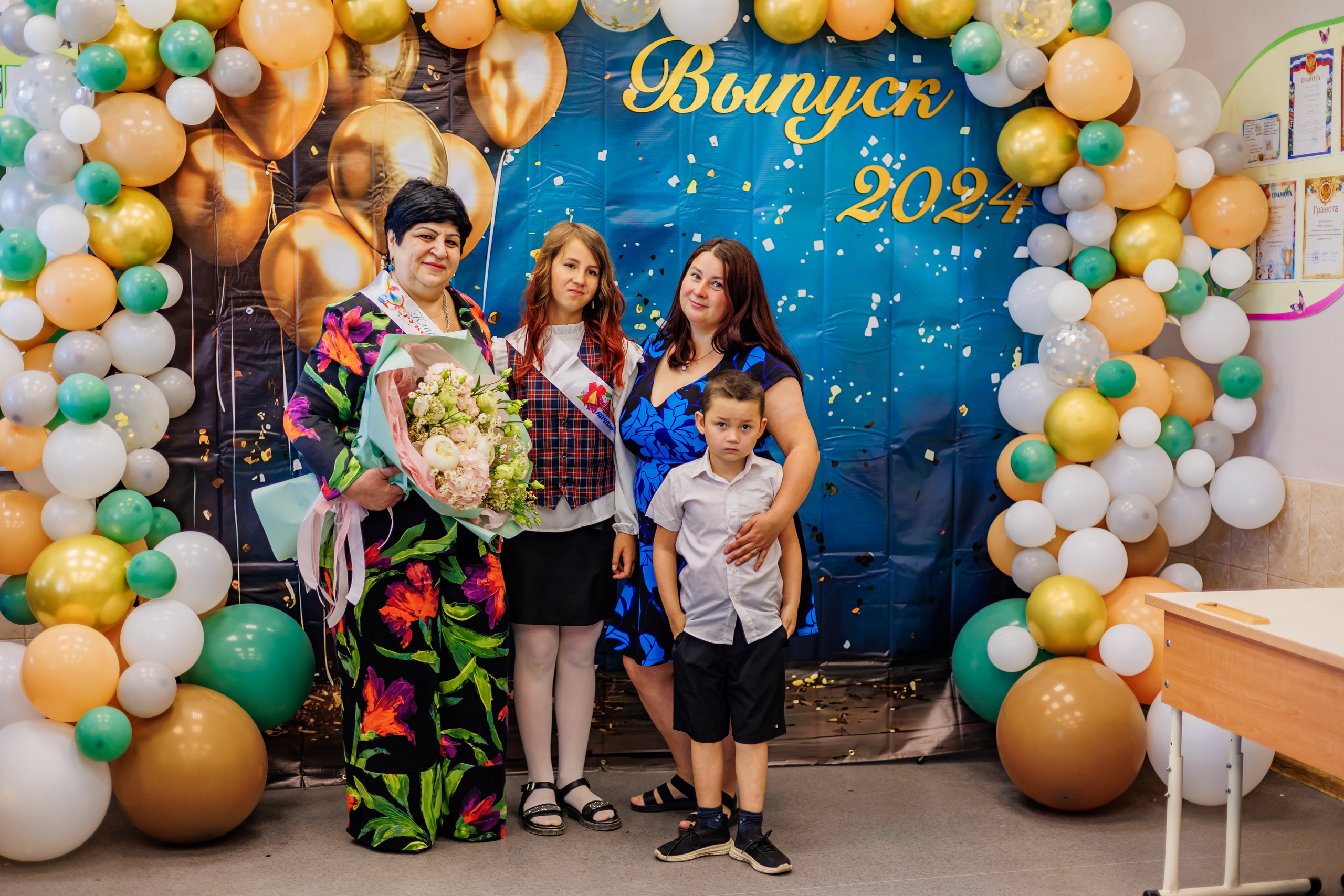 Выпуск 4а 25школа'24 год. Свадебный и семейный фотограф в Армавире