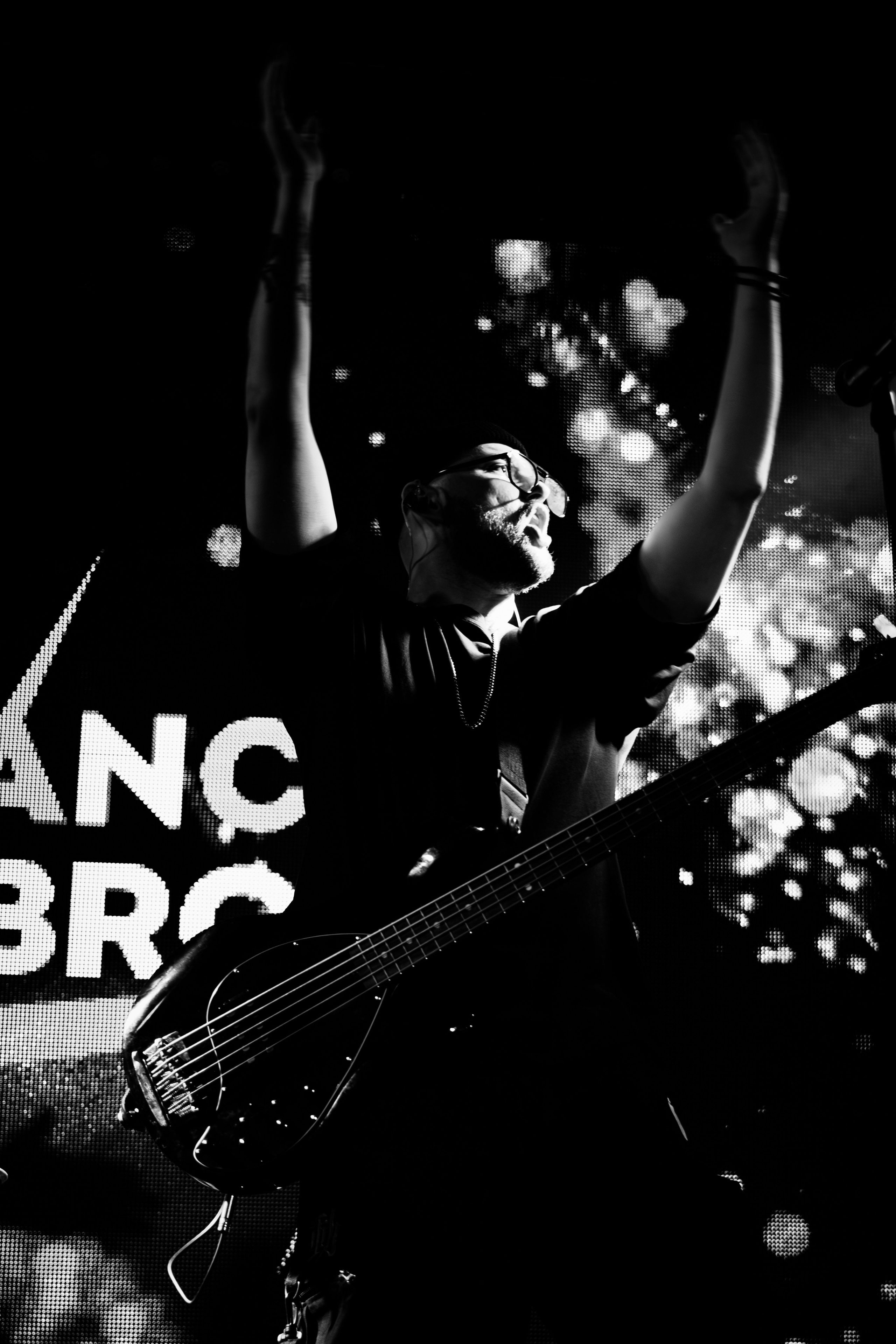 Концерт. Фотограф и видеограф в Тюмени Анна Жагорина, ваши фото еще не отдавали так быстро!