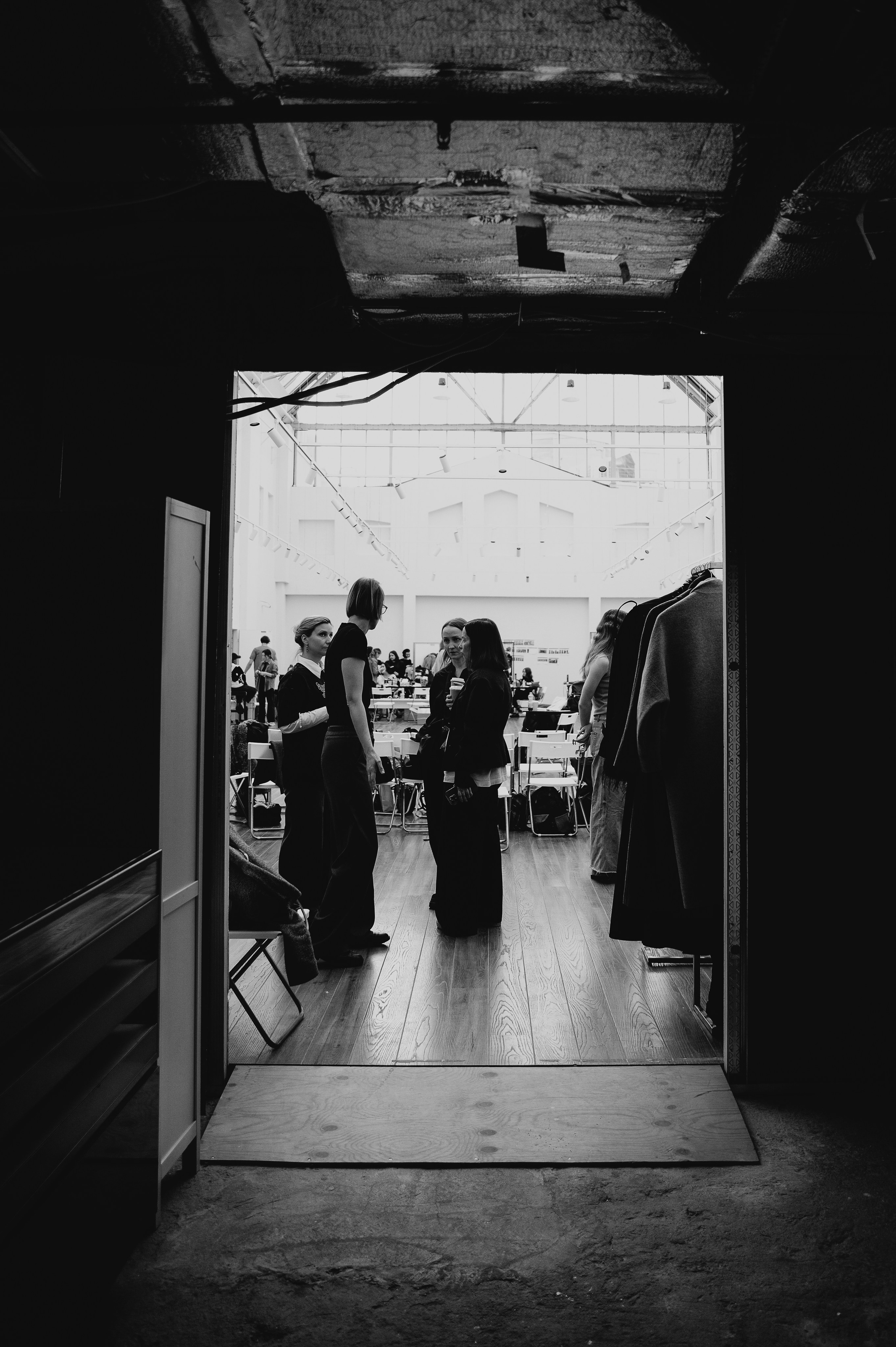 Бекстейдж показа «Новые Имена» собака.ru|ДЛТ. Портретный и репортажный фотограф в Санкт-Петербурге