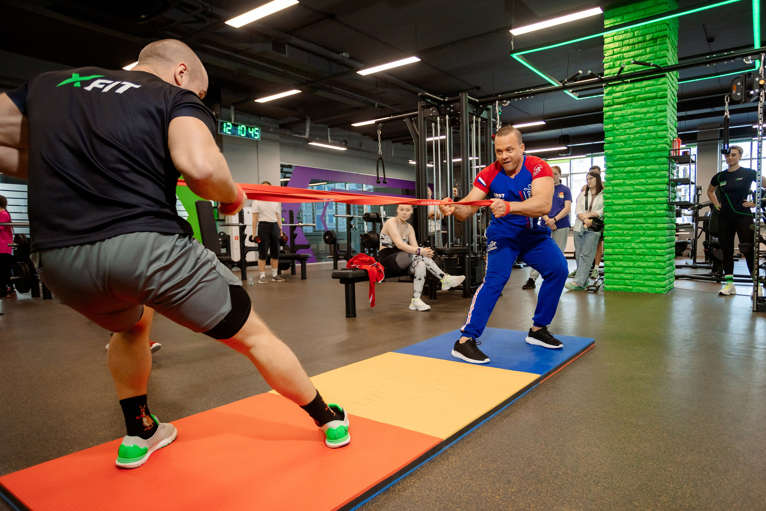 РЕПОРТАЖ: ФИТНЕСС-КЛУБ X-FIT. Профессиональный фотограф в Ижевске Леша Петров