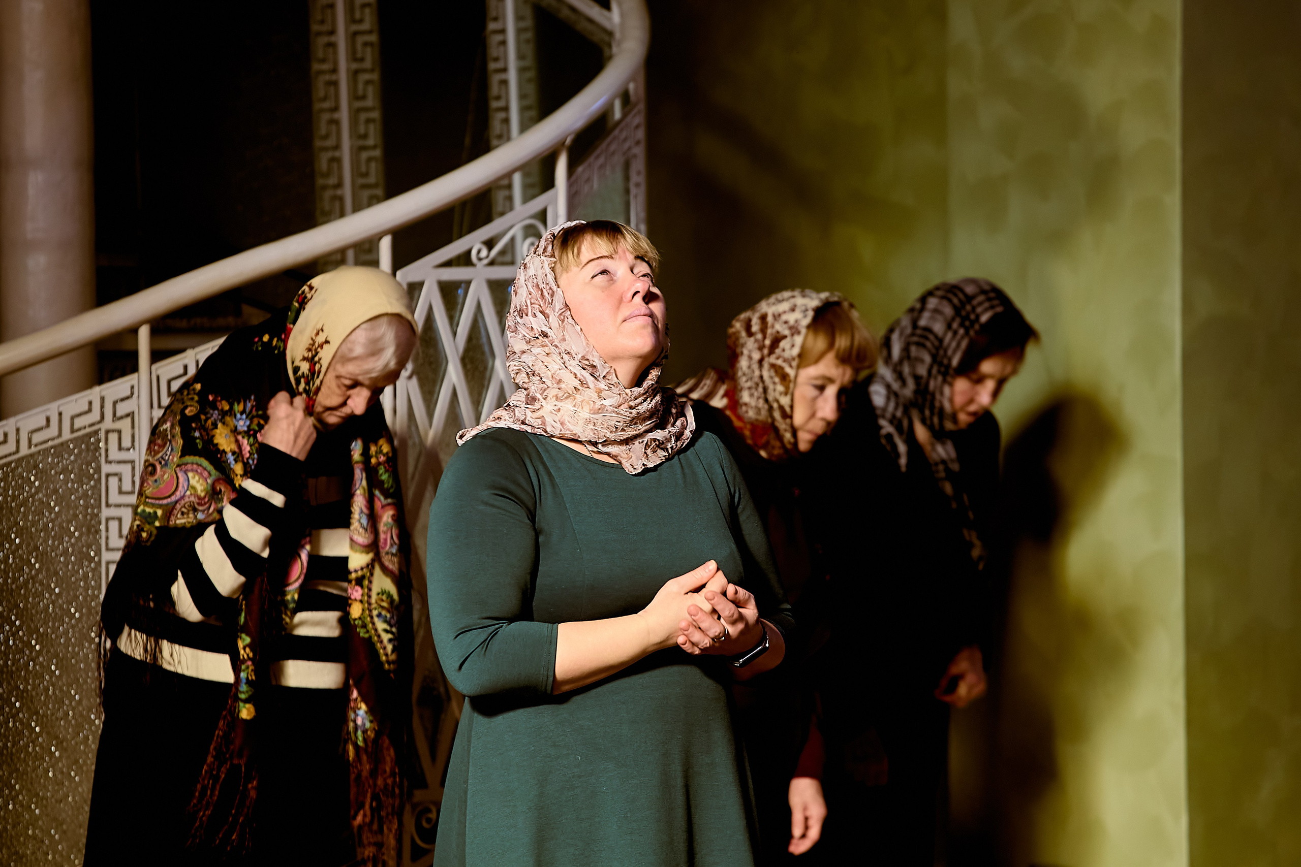 Фотографии Божественной Литургии в Неделю Крестопоклонную