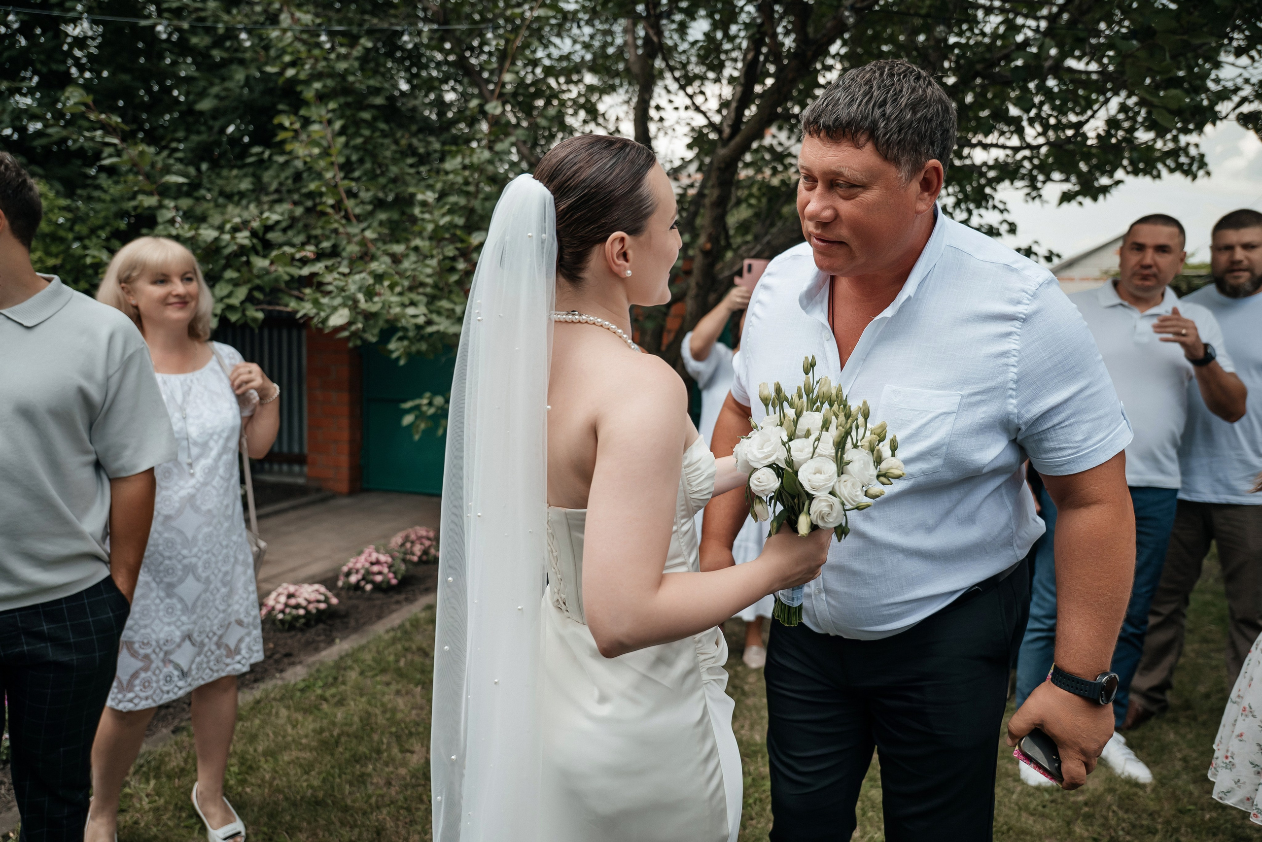 «Свадьба Даши и Артема». Школьный фотограф в Валуйках. Фотосессии для выпускников и изготовление выпускных альбомов в городе Валуйки и в Белгородской области
