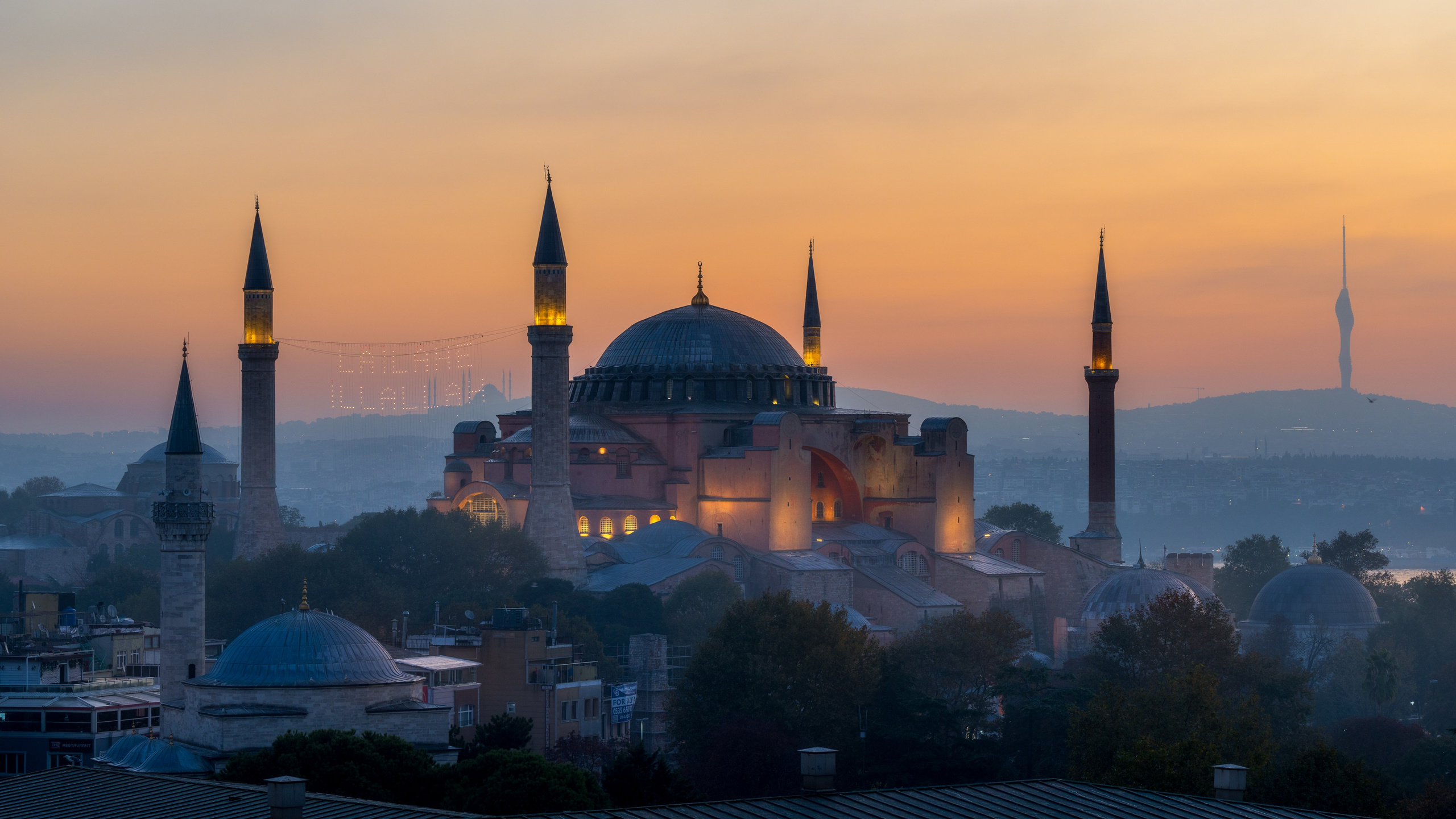 Istambul. Serge Sadov about landscape, cityscape, travel