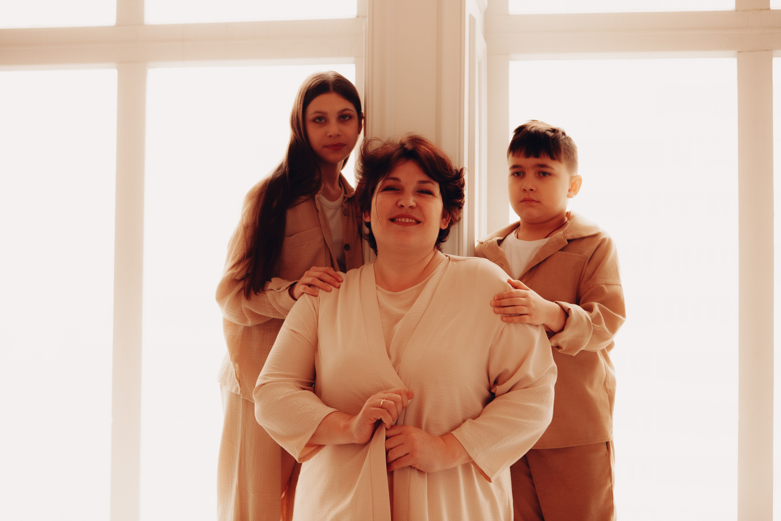 Катя с семьей. Фотосессия новорожденных в Москве фотограф Савина Анастасия