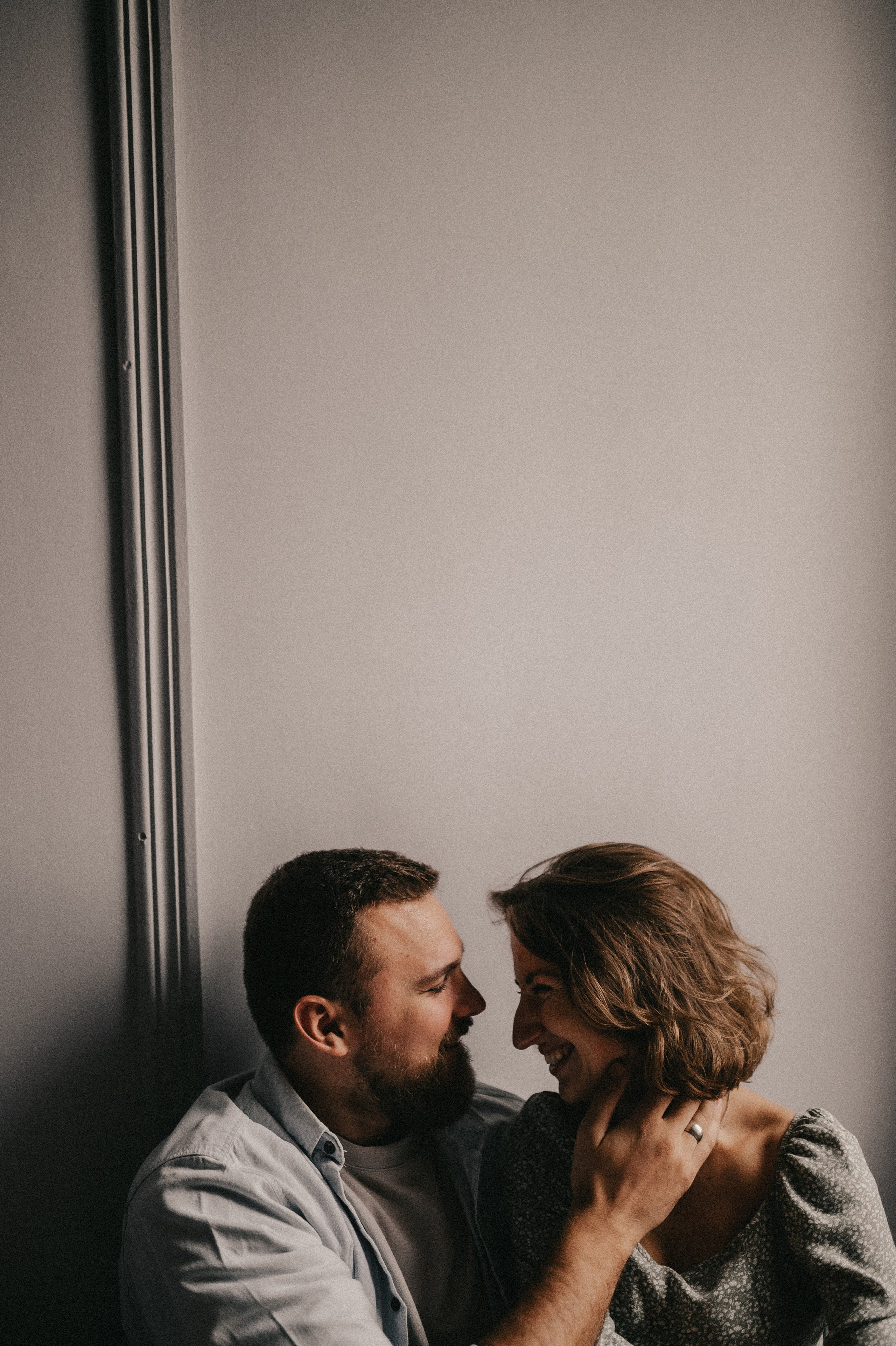 Лавстори в питерской студии. Семейный и свадебный lifestyle-фотограф в Москве Мария Петрова