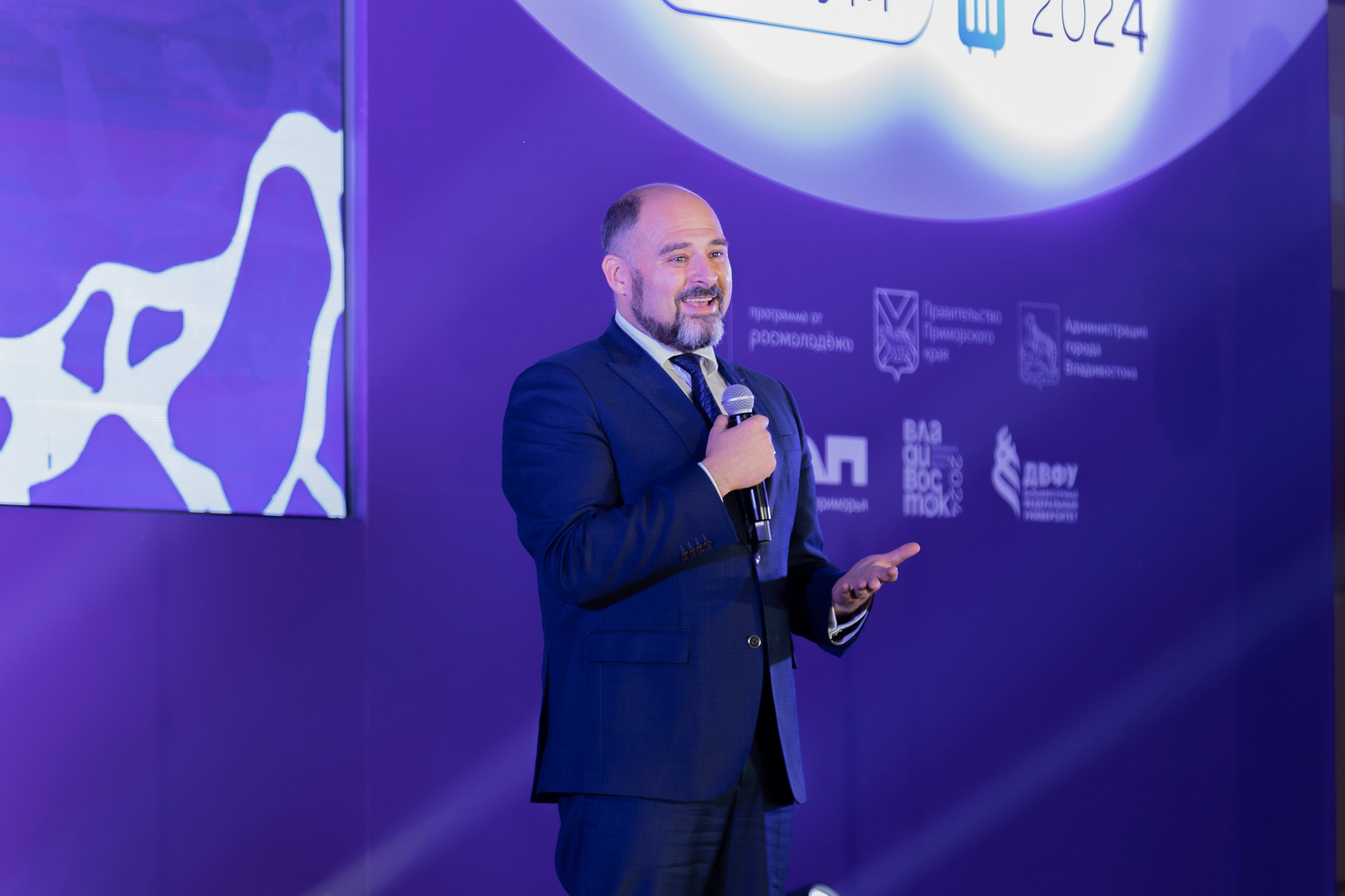 Всероссийский конкурс Проводники смыслов. Репортажный и портретный фотограф в Владивостоке