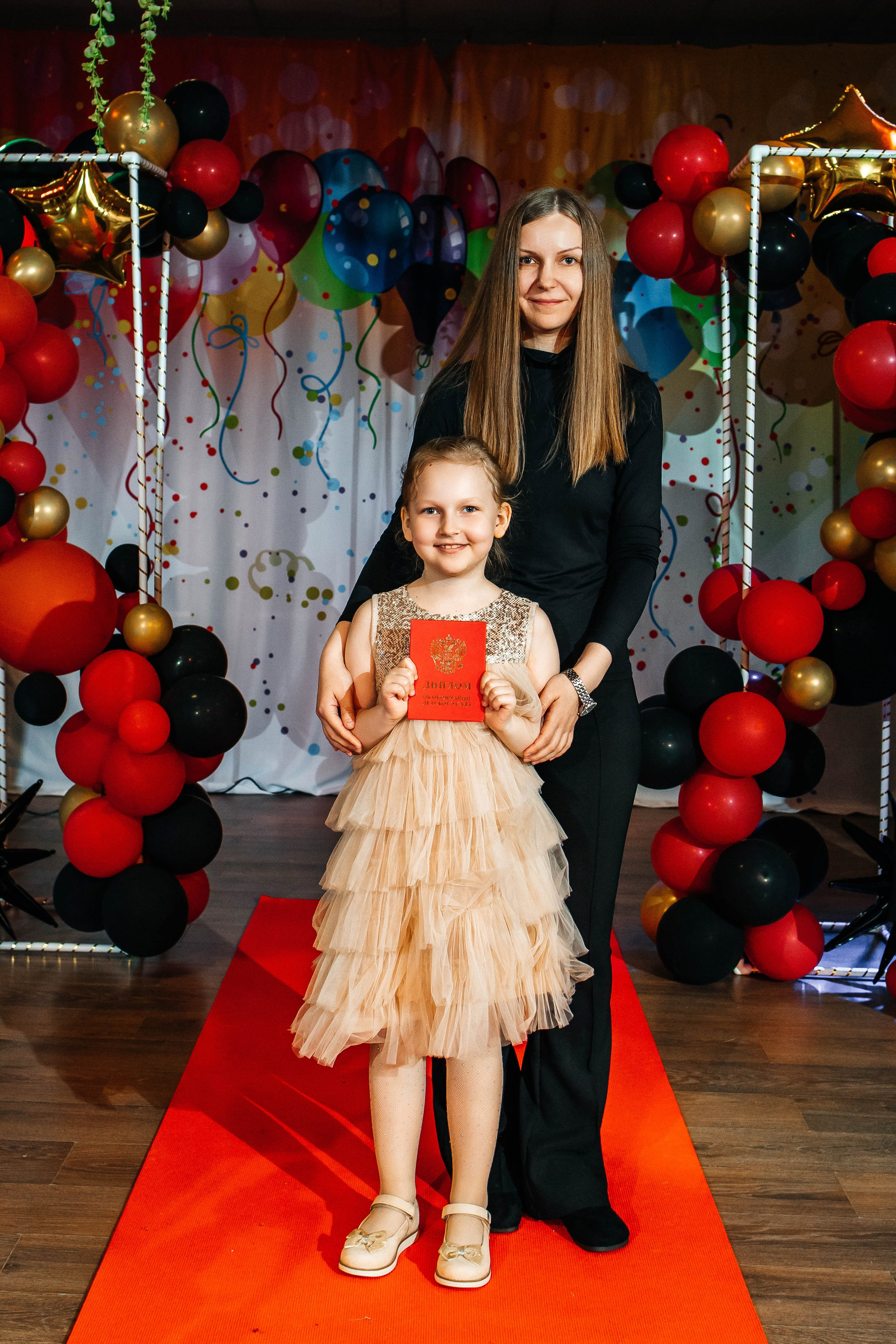 Выпускной в ЛИМПИК. Фотограф в Санкт-Петербурге Виктория Безверхая