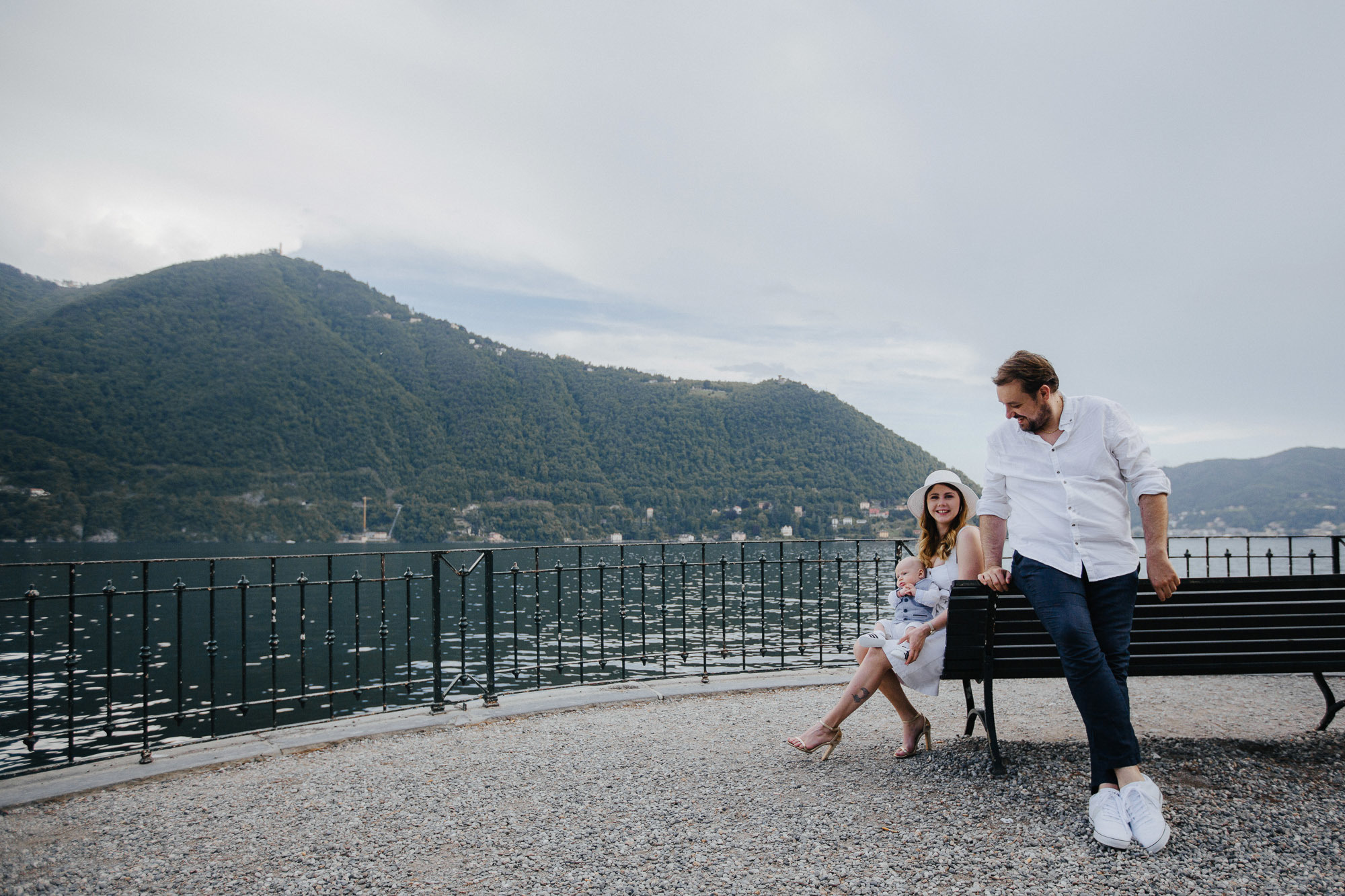 Roberto + Svetlana + Max / FAMILY / Como. Photographer and videographer for wedding in Italy: Rome, Milan, Venic