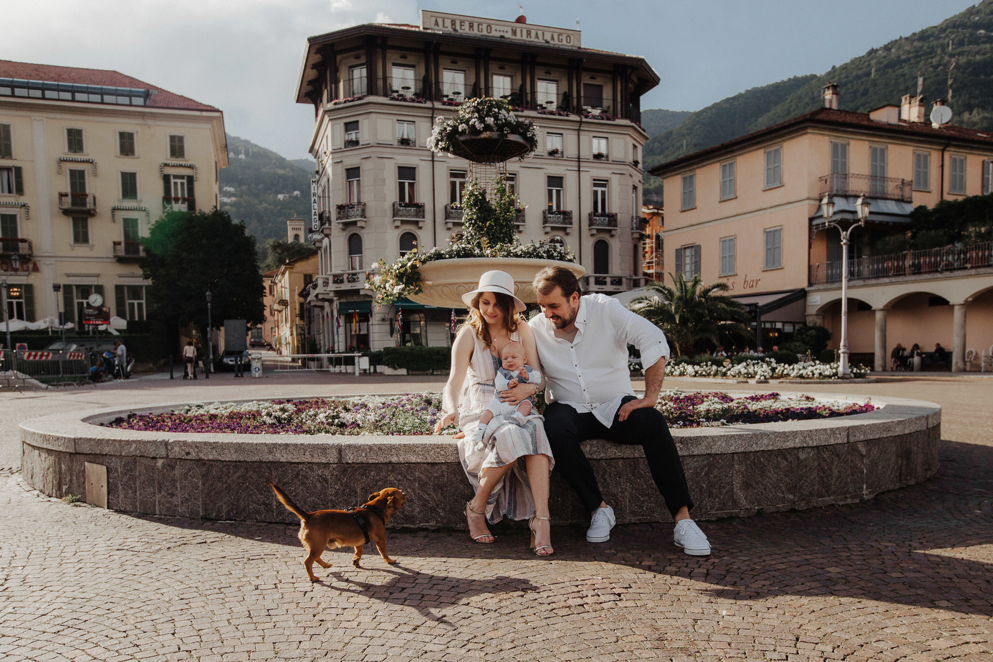 Roberto + Svetlana + Max / FAMILY / Como. Photographer and videographer for wedding in Italy: Rome, Milan, Venic