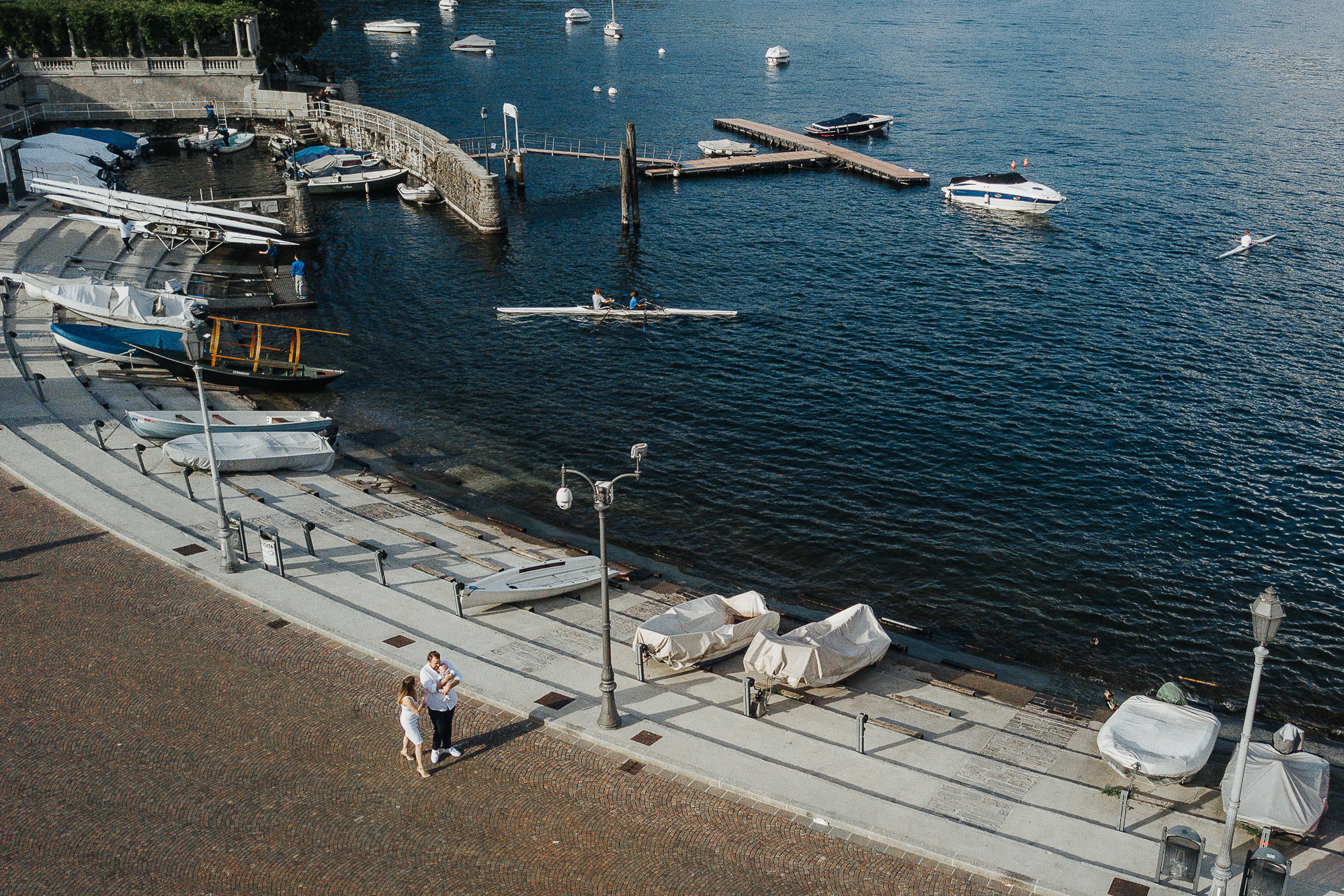 Roberto + Svetlana + Max / FAMILY / Como. Photographer and videographer for wedding in Italy: Rome, Milan, Venic