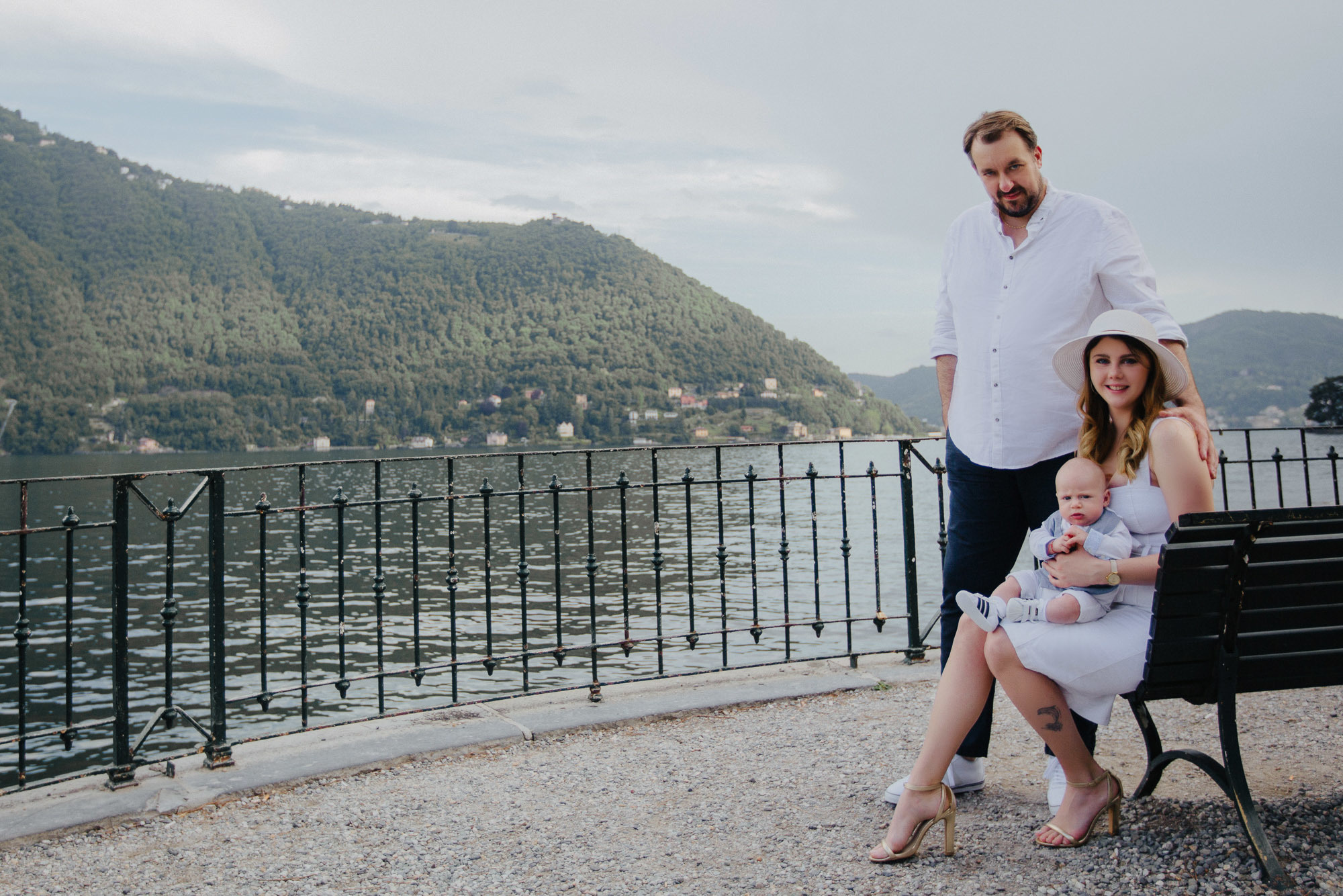 Roberto + Svetlana + Max / FAMILY / Como. Photographer and videographer for wedding in Italy: Rome, Milan, Venic