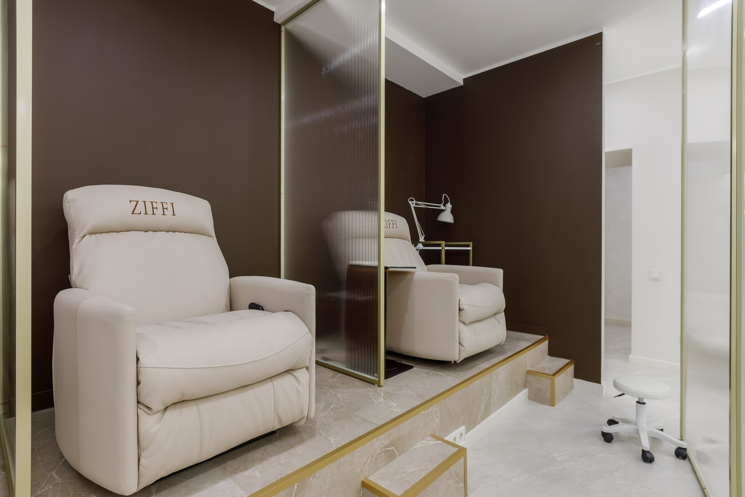 Интерьерная съемка салона красоты. Интерьерный фотограф в Москве Роман Потапов