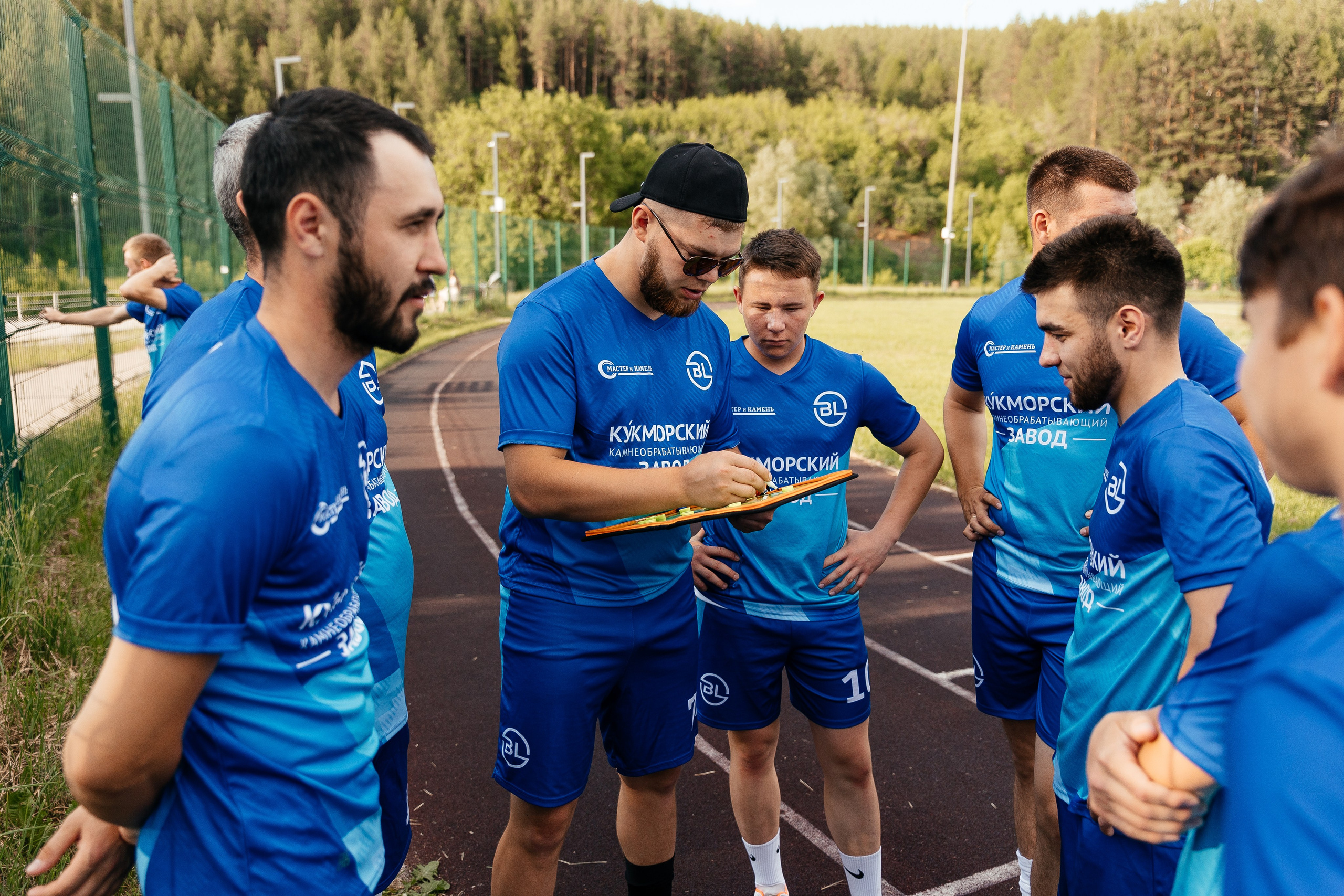 Любительский футбол. Ваш самый лучший фотограф!