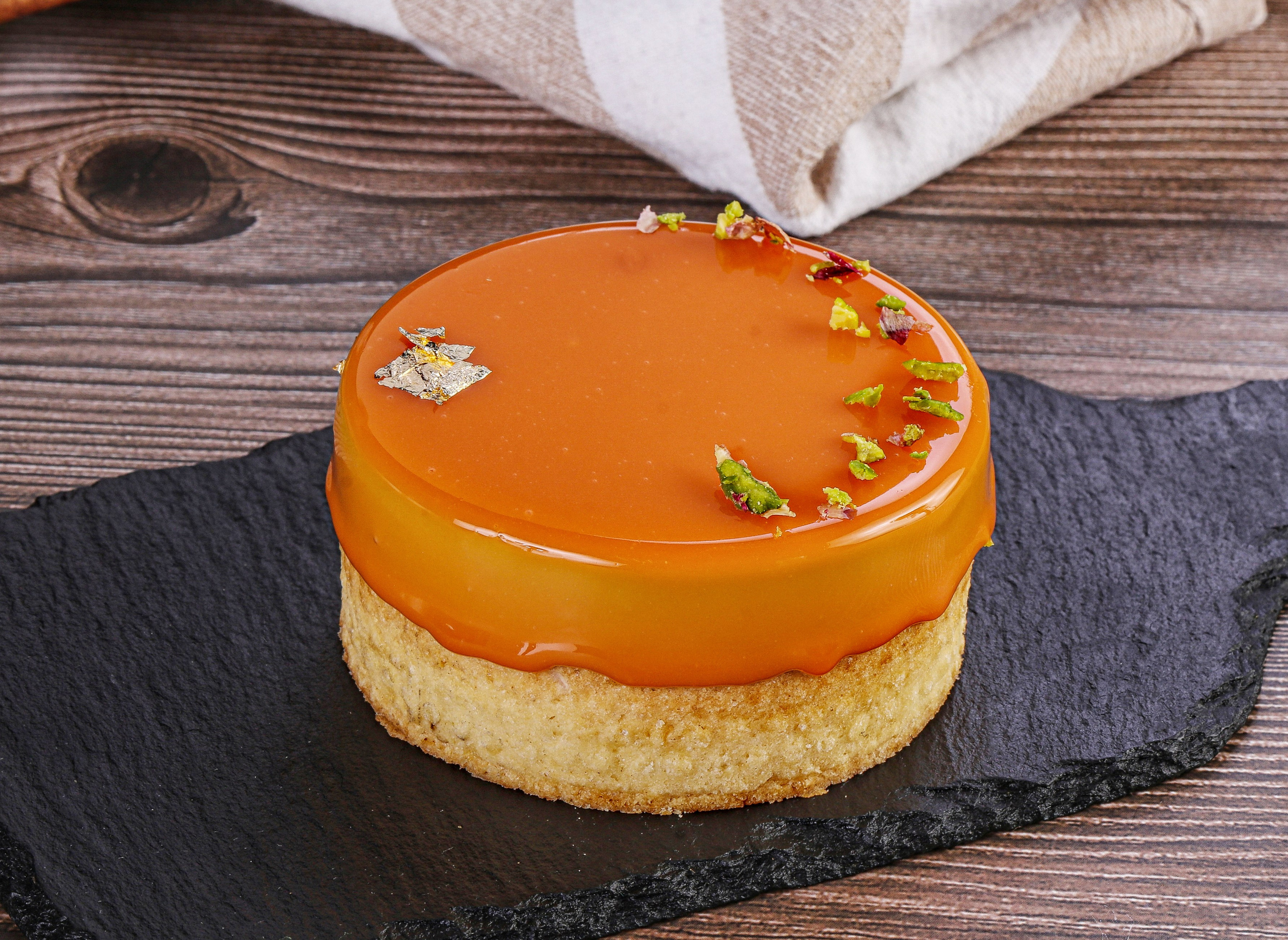 Фотосъемка десертов и выпечки. Заказ по тел.: +7 (906) 006-90-22. Фуд-фотограф Андрей Старостин — съемка еды в Москве. 9000 руб. в час