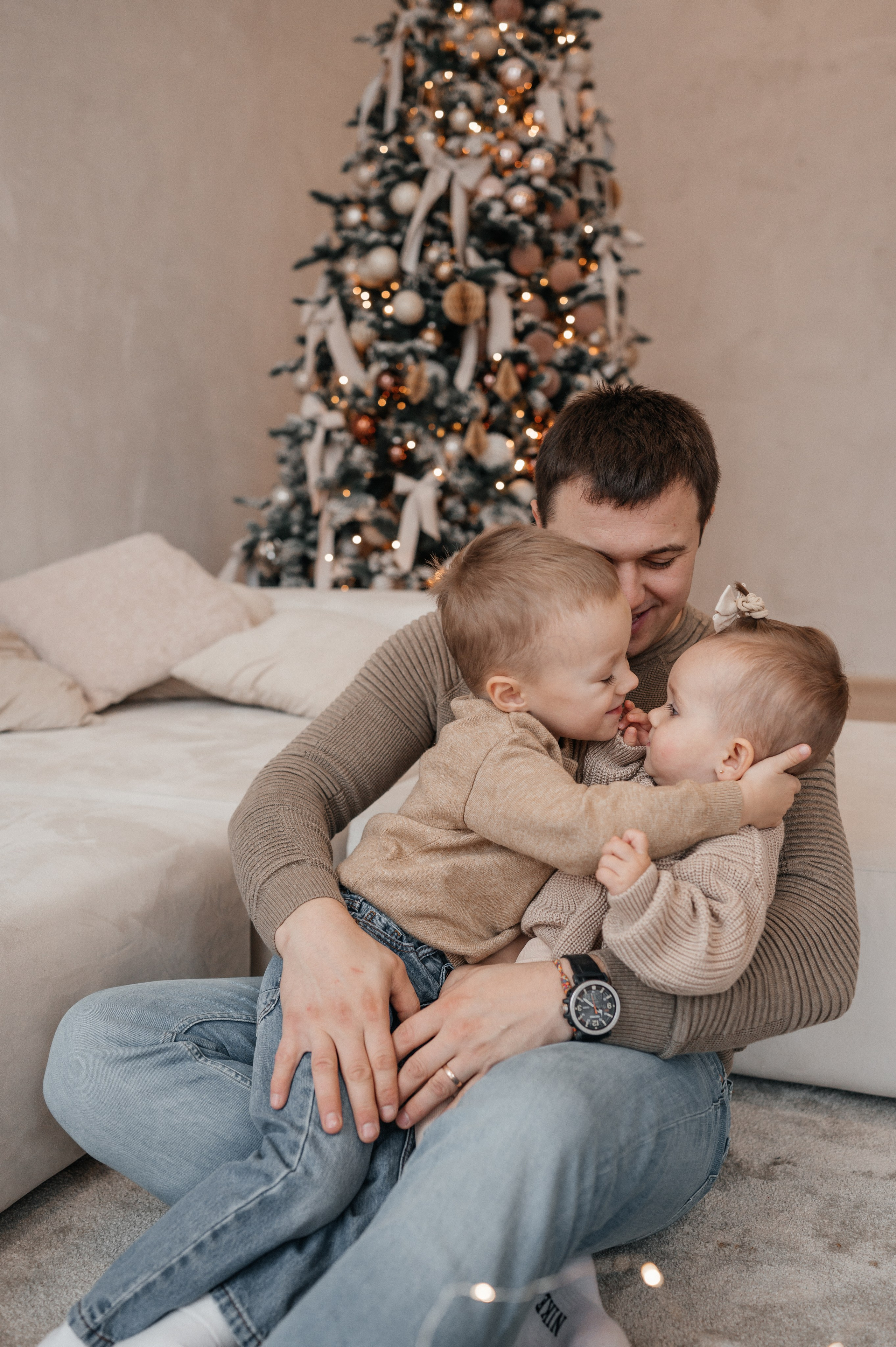 Семейная фотосессия в зале фуджи. Фотограф Москва Екатерина Постникова Индивидуальные и семейные съемки
