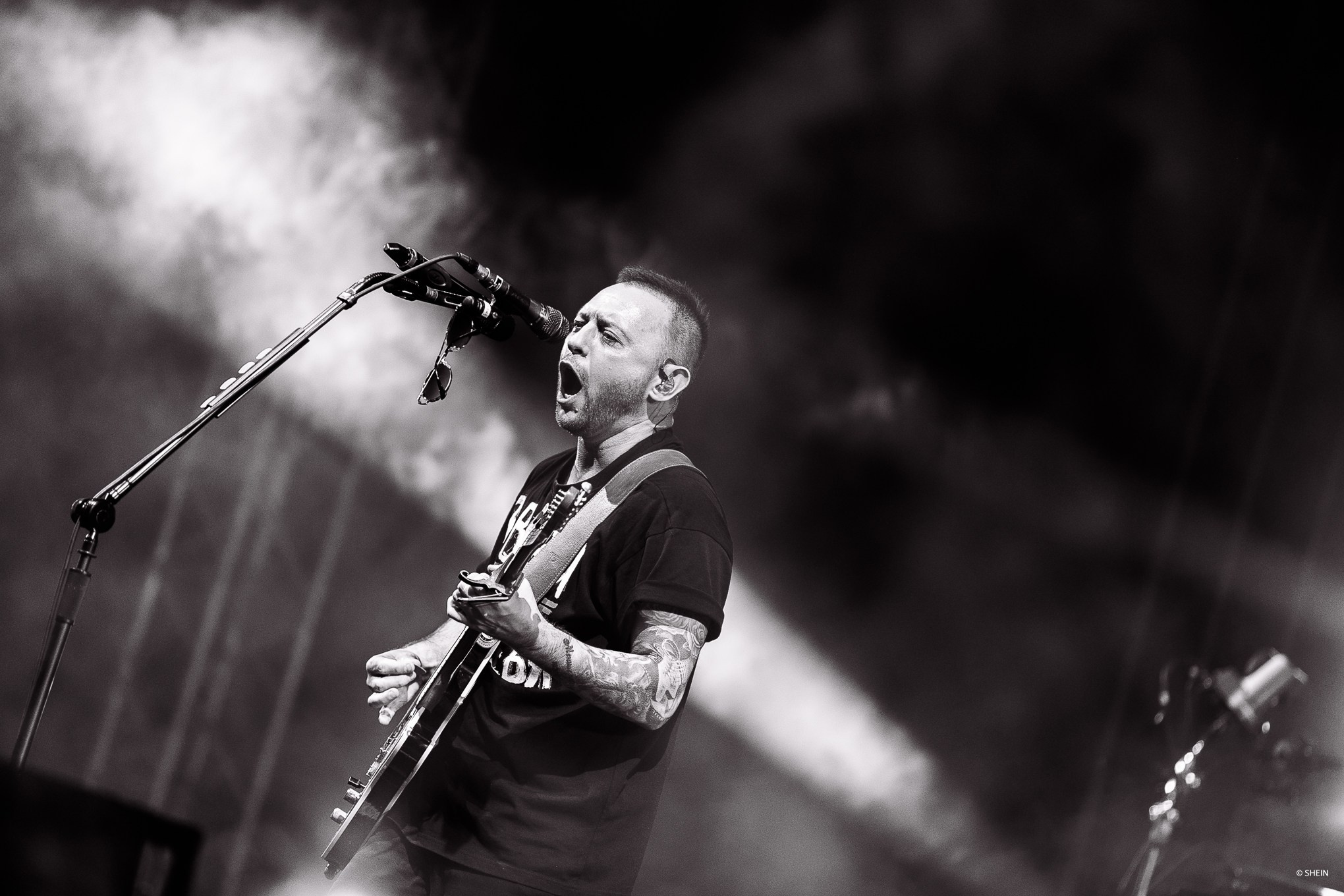 Концертная фотосъёмка музыкальной группы «Звери». Фотограф в Астрахани Евгений Шеин