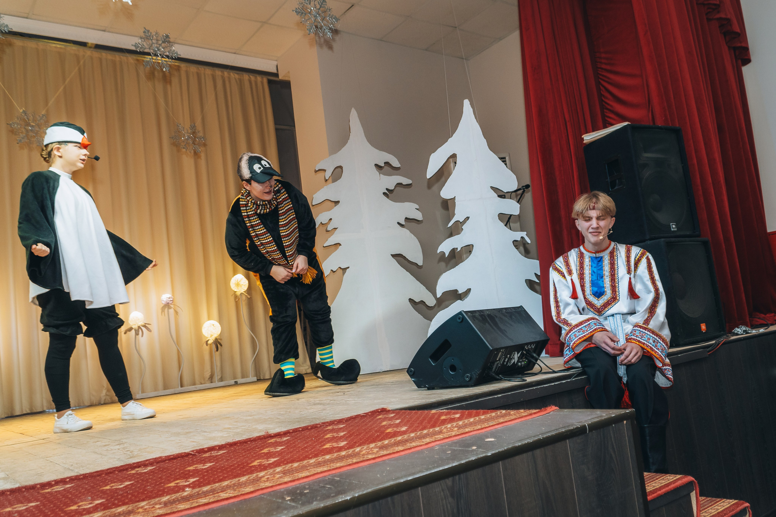 «Сказка о Новом годе и богатыре настоящем». Новотитаровский Дом культуры