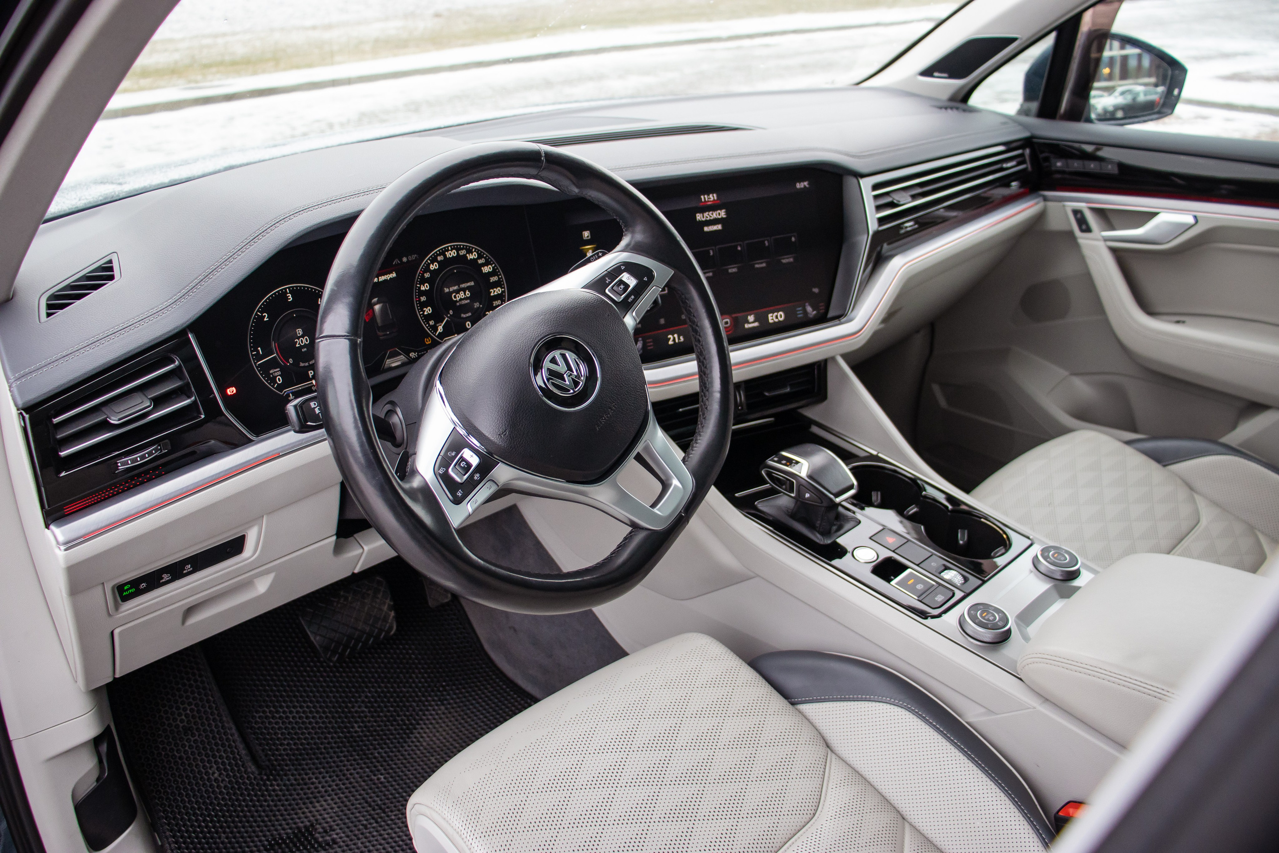 Volkswagen Touareg. Репортажный фотограф Минск ❘ Костецкий Илья ❘ Беларусь