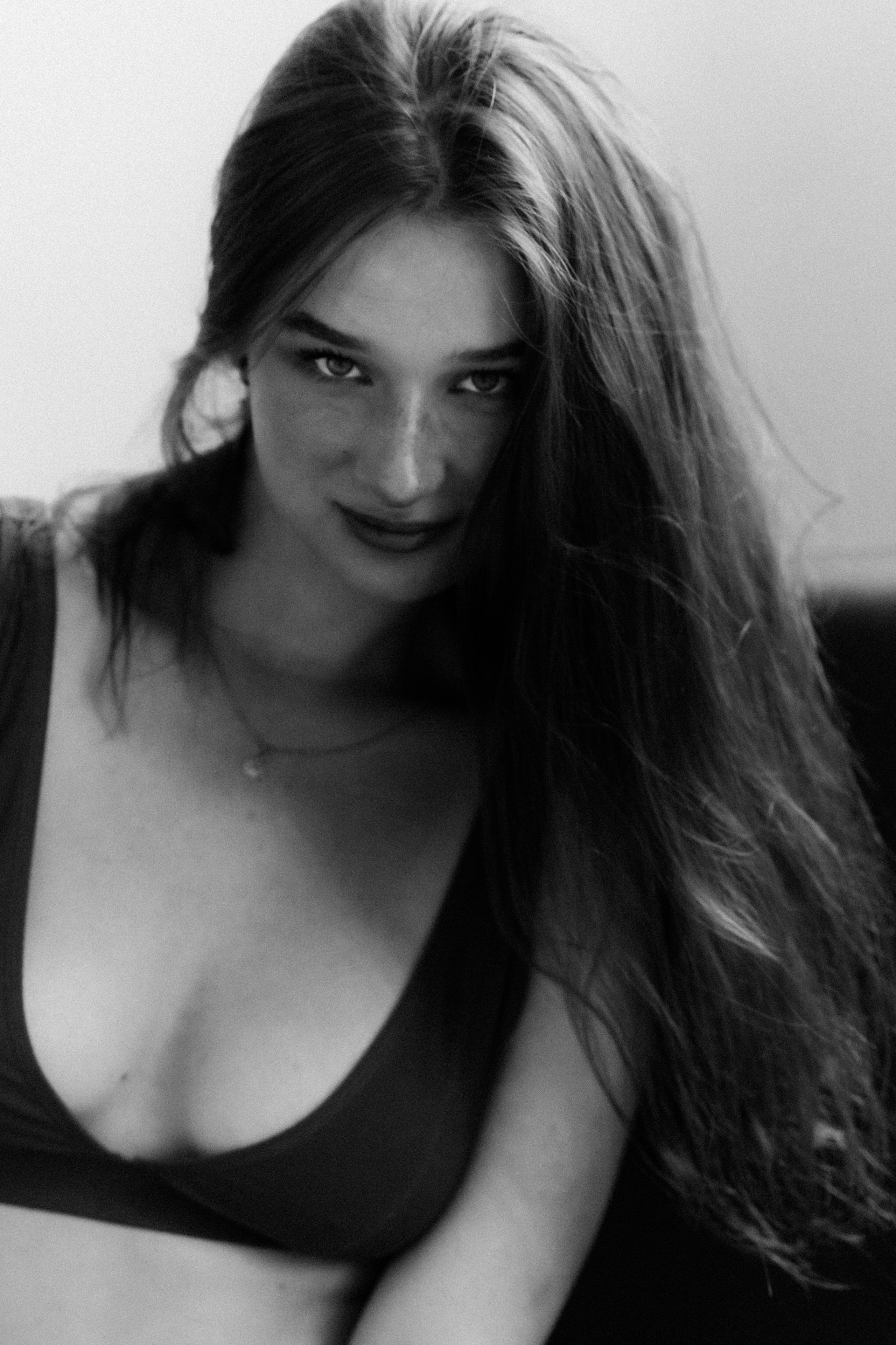 Alisa. Я — Алёна и я фотографирую красиво (е)