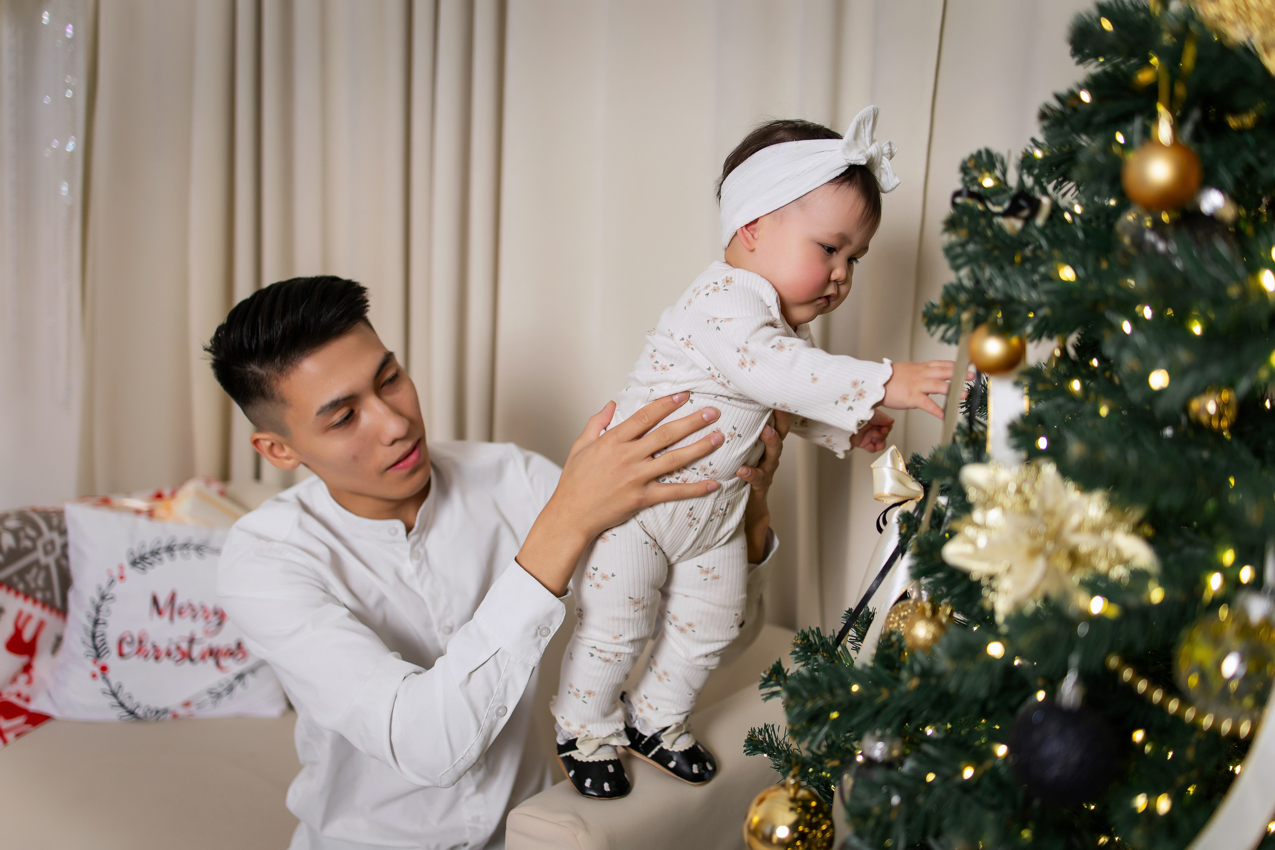 Ваши фотографии. Интерьерная фотостудия Background в Омске