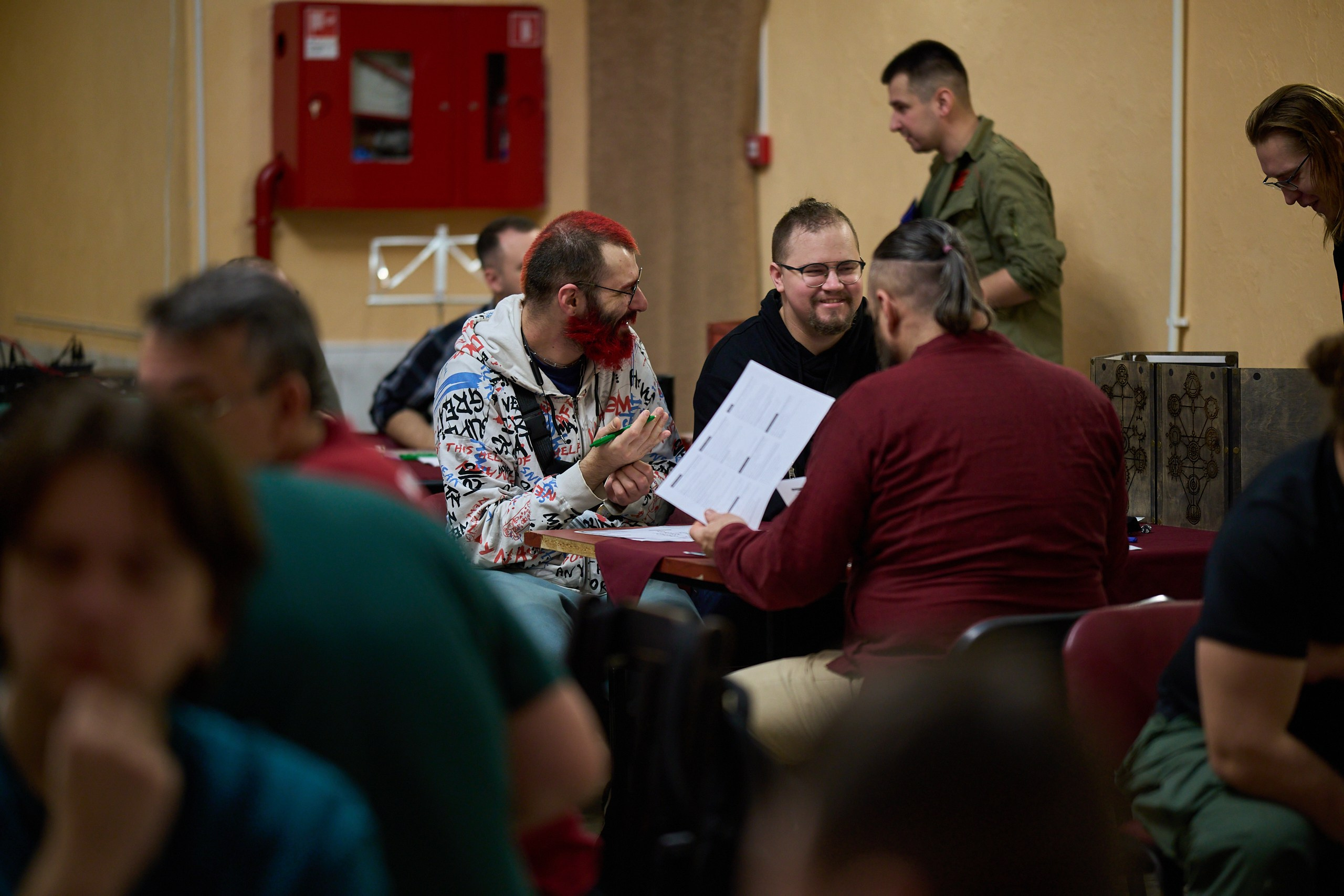 Мантикон V (2025). Фотографирует красивое Денис Горностаев