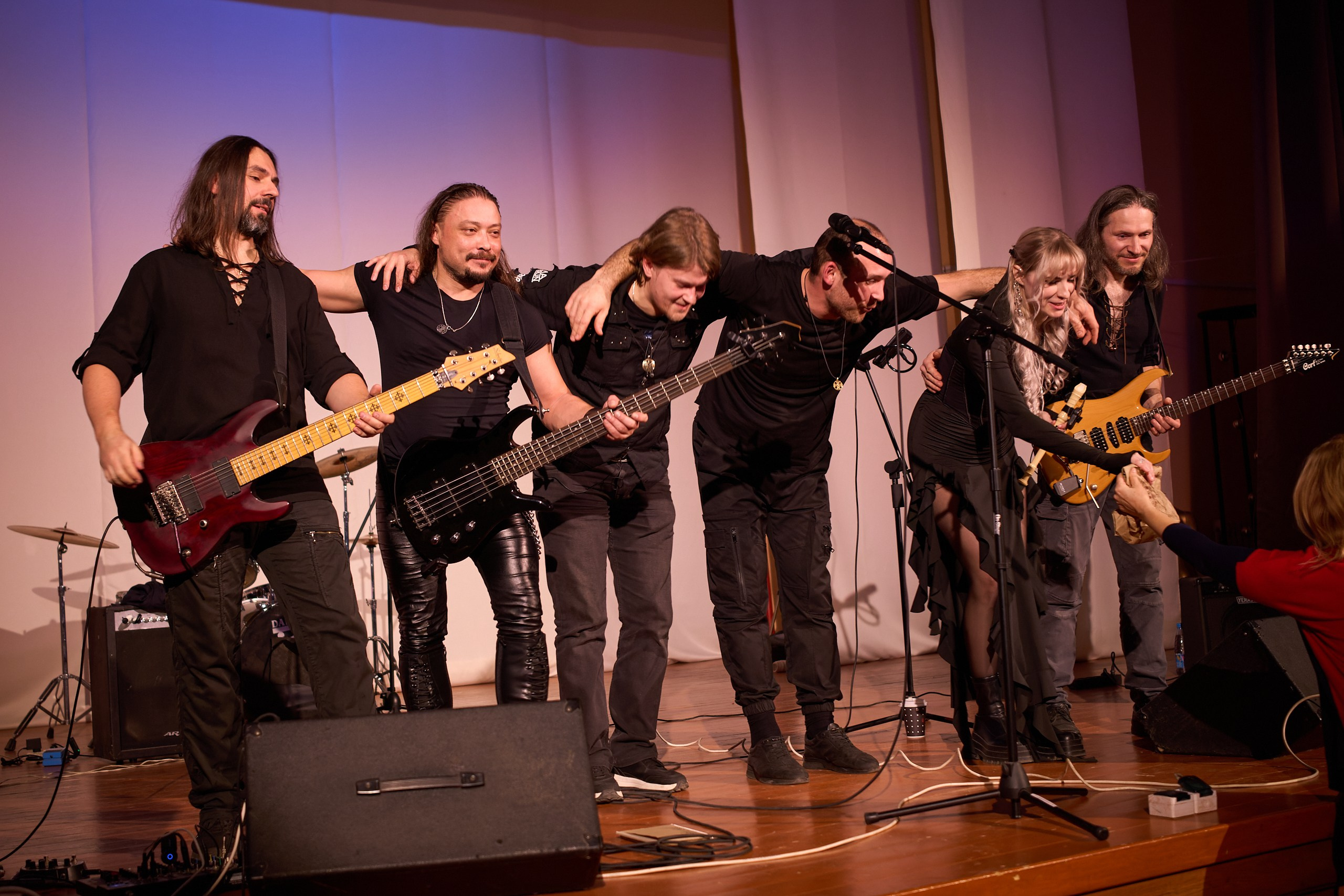 Мантикон V (2025). Фотографирует красивое Денис Горностаев