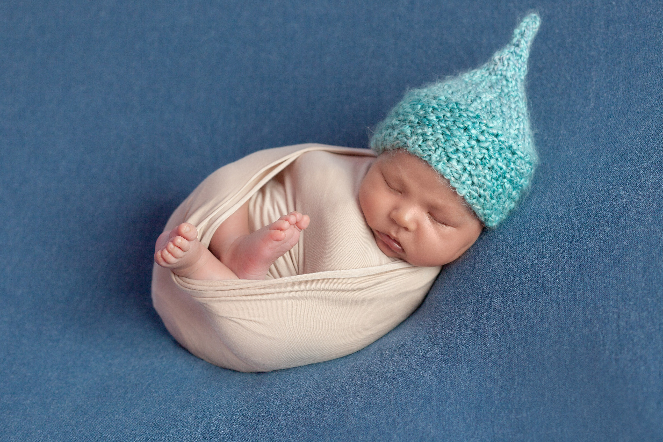 PH @newborn_flower. Retoucher Aleksmokh