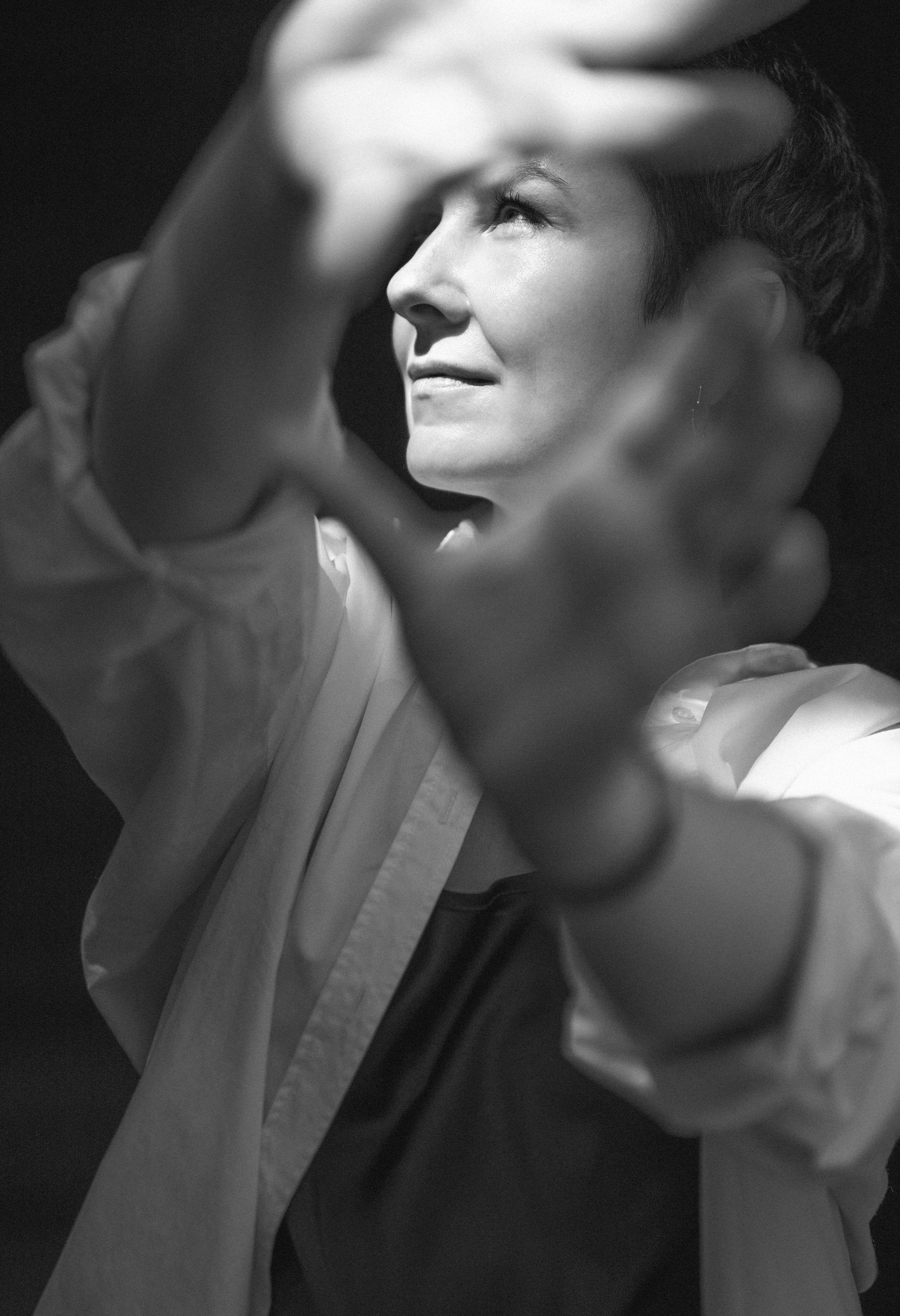 …история о кофе, сигаретах, почти Париже и Кате. Марковы: фото, видео, кино и книги