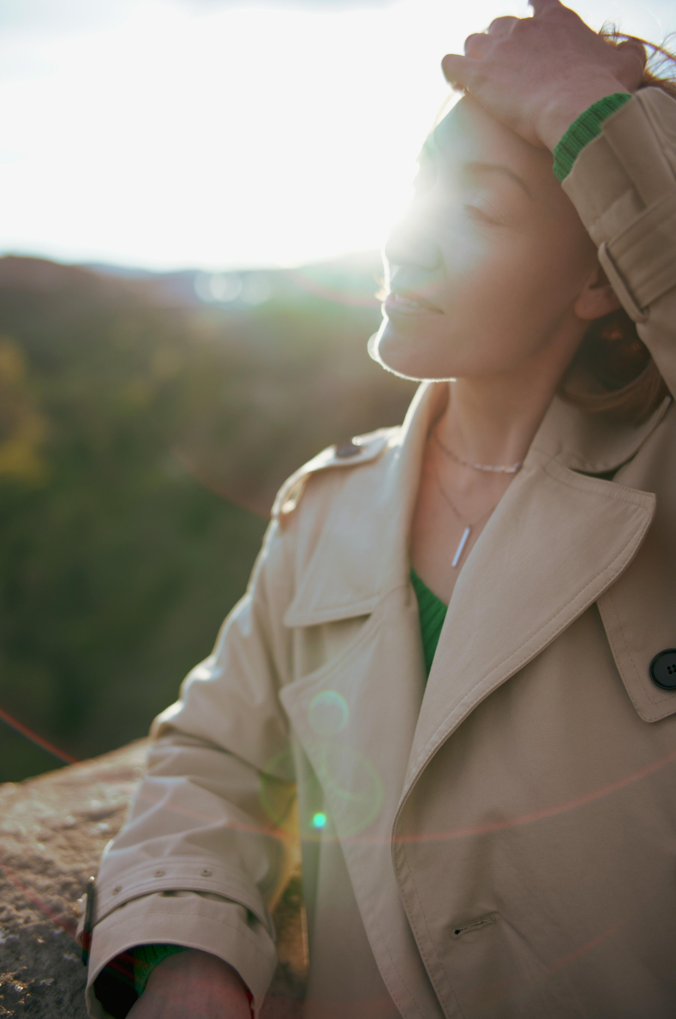 …история о парадных, глицинии, черно-белом кино и Маше. Марковы: фото, видео, кино и книги