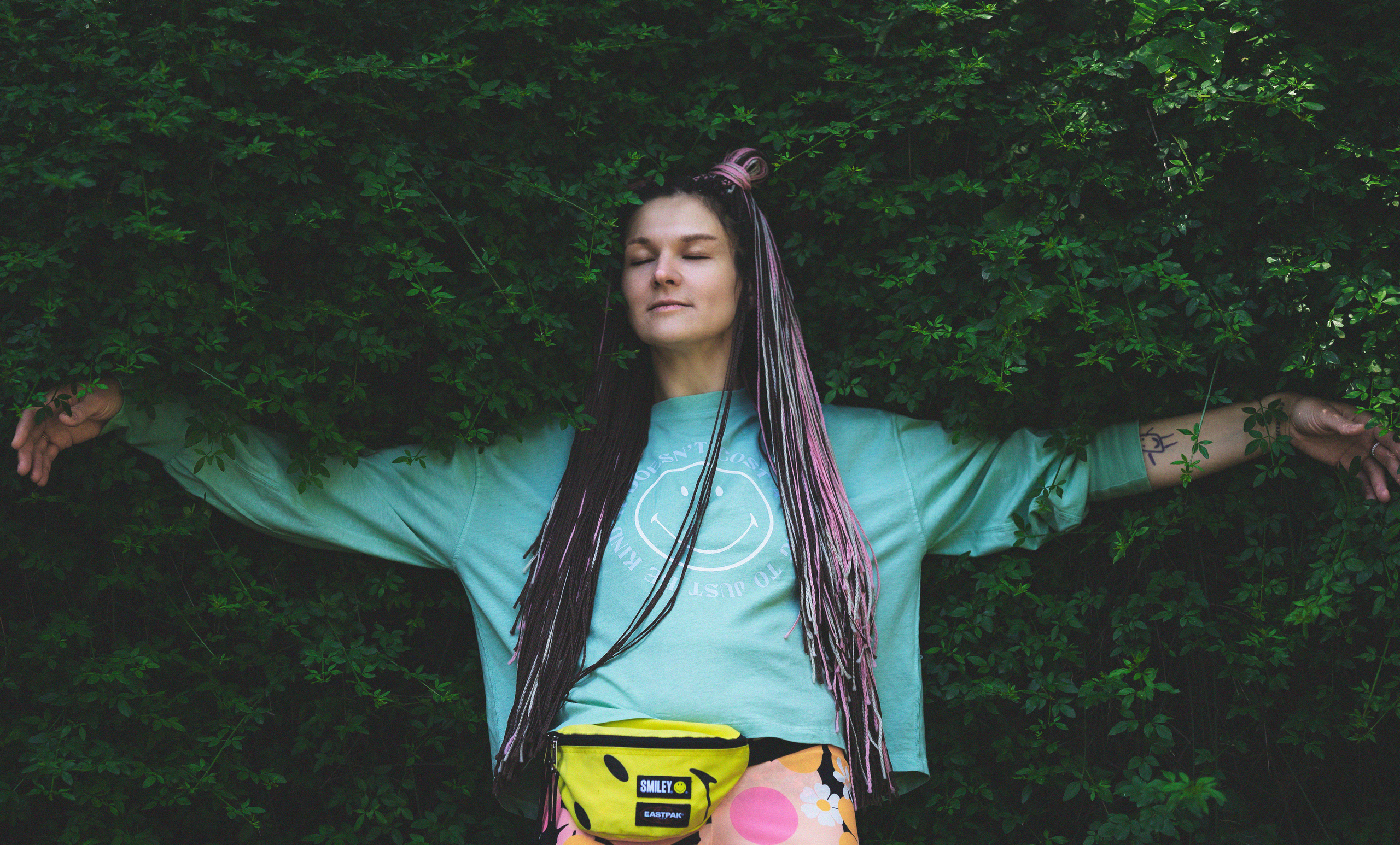 …история о листьях, маках, водопаде и Маше. Марковы: фото, видео, кино и книги