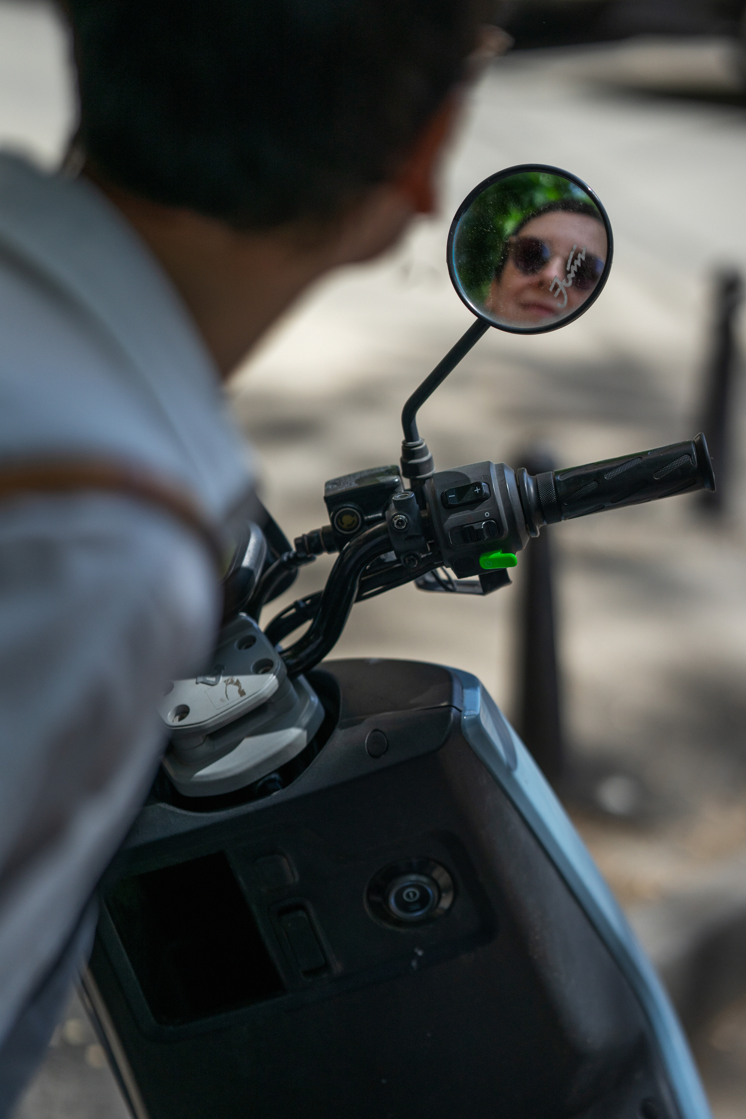 …история о кофе, сигаретах, почти Париже и Кате. Марковы: фото, видео, кино и книги