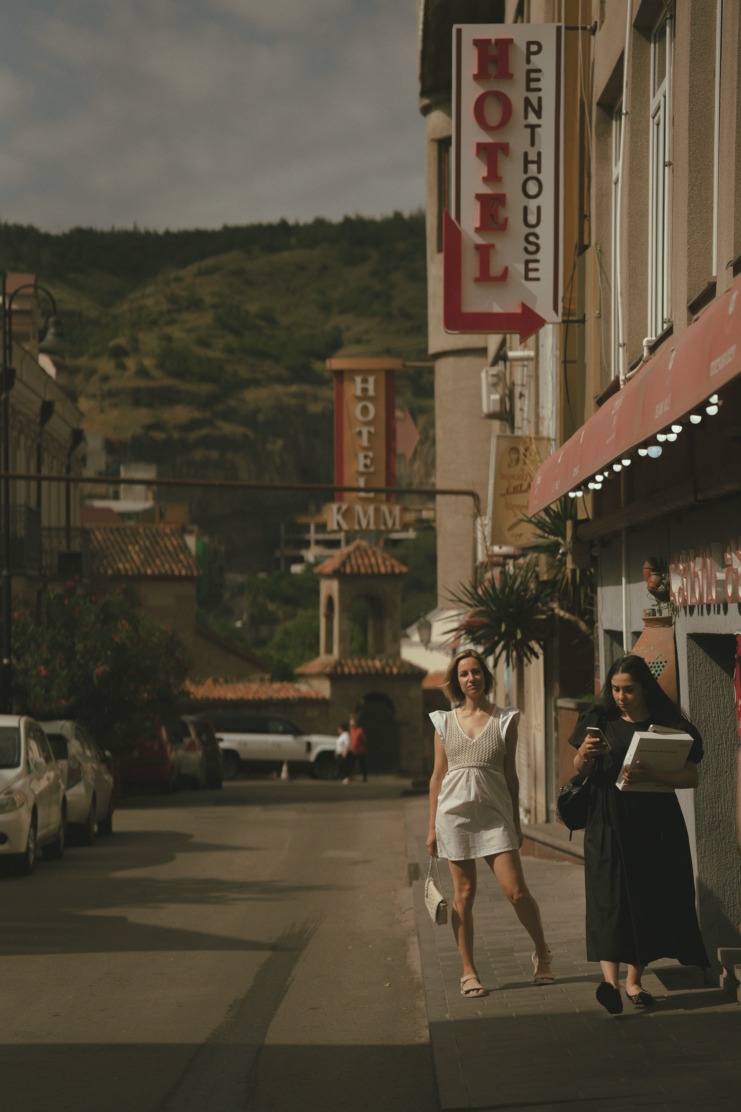 …история о зное, старом городе и Наташе. Марковы: фото, видео, кино и книги