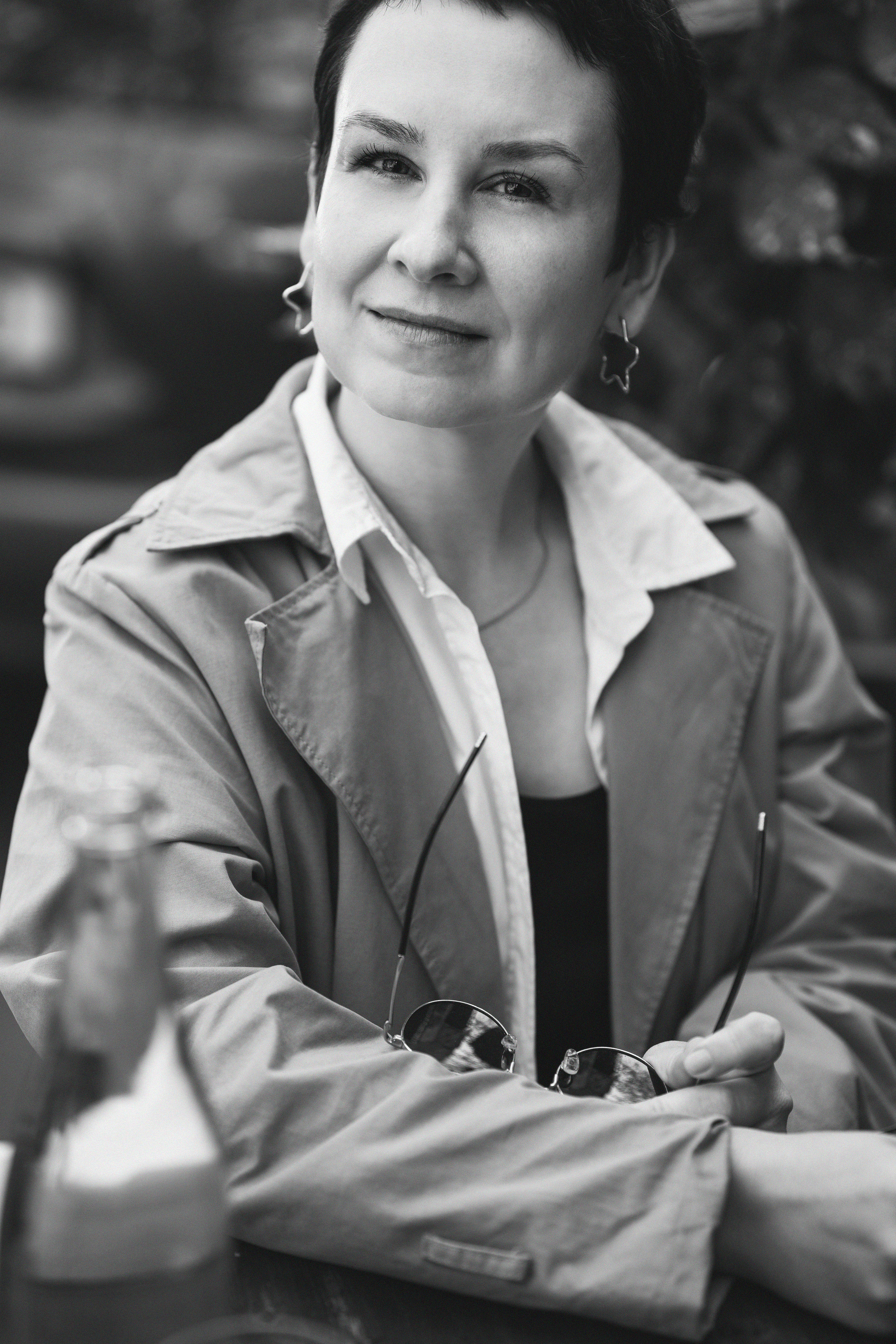 …история о кофе, сигаретах, почти Париже и Кате. Марковы: фото, видео, кино и книги