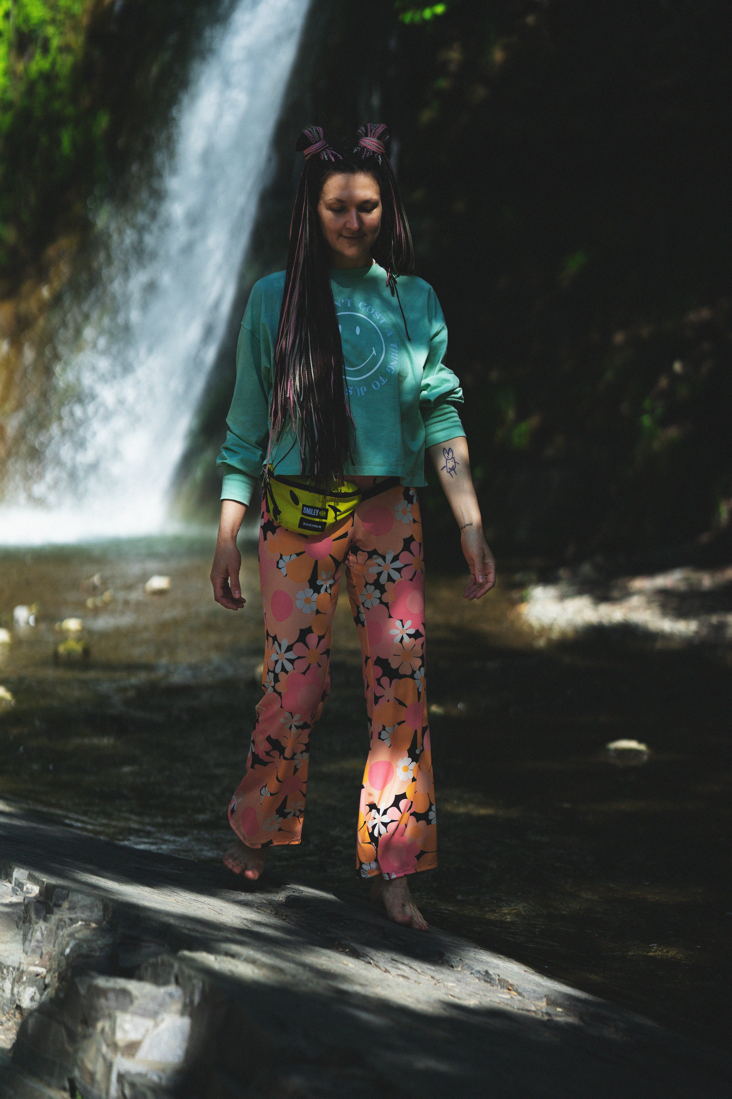 …история о листьях, маках, водопаде и Маше. Марковы: фото, видео, кино и книги