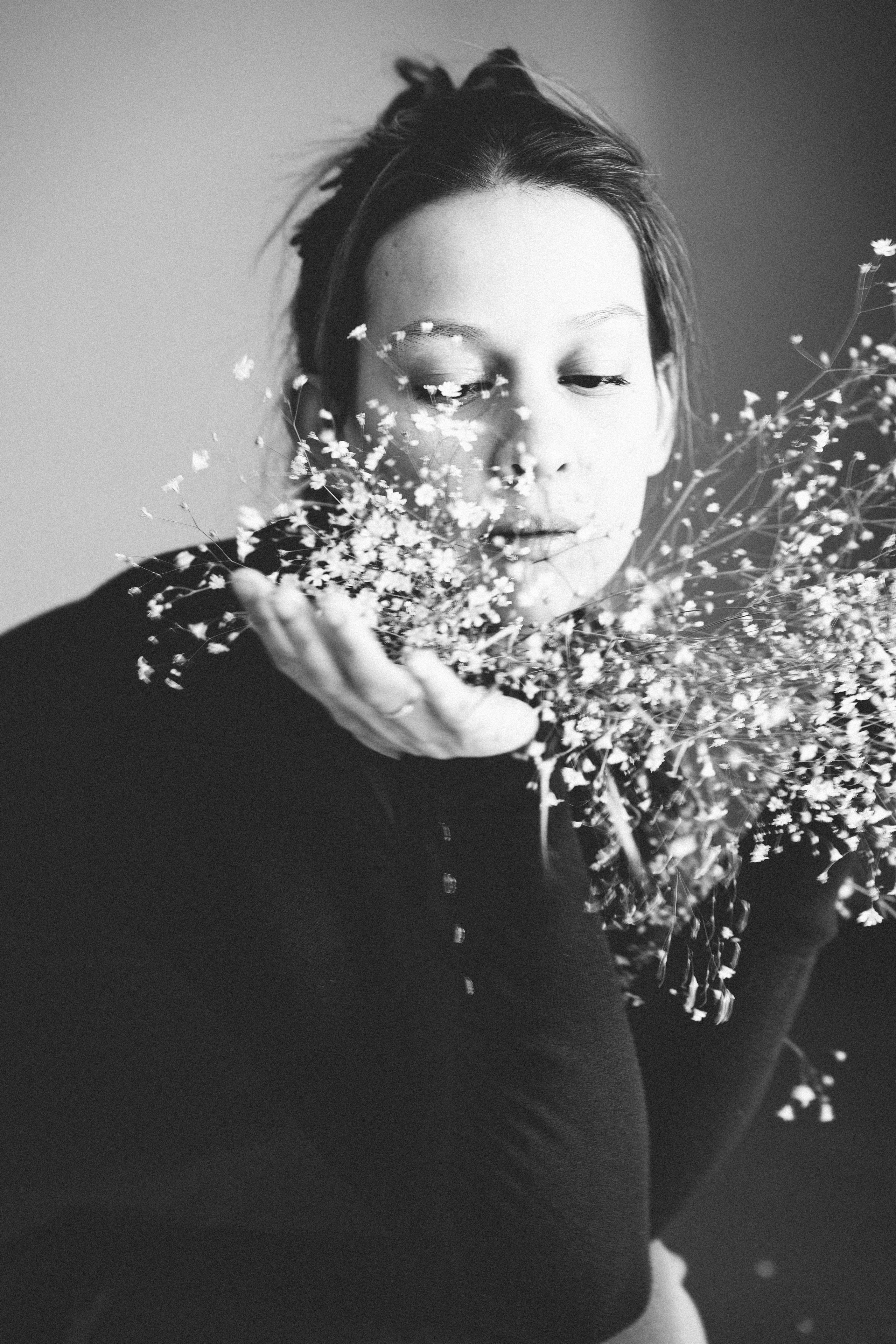 …история о цветах. Марковы: фото, видео, кино и книги