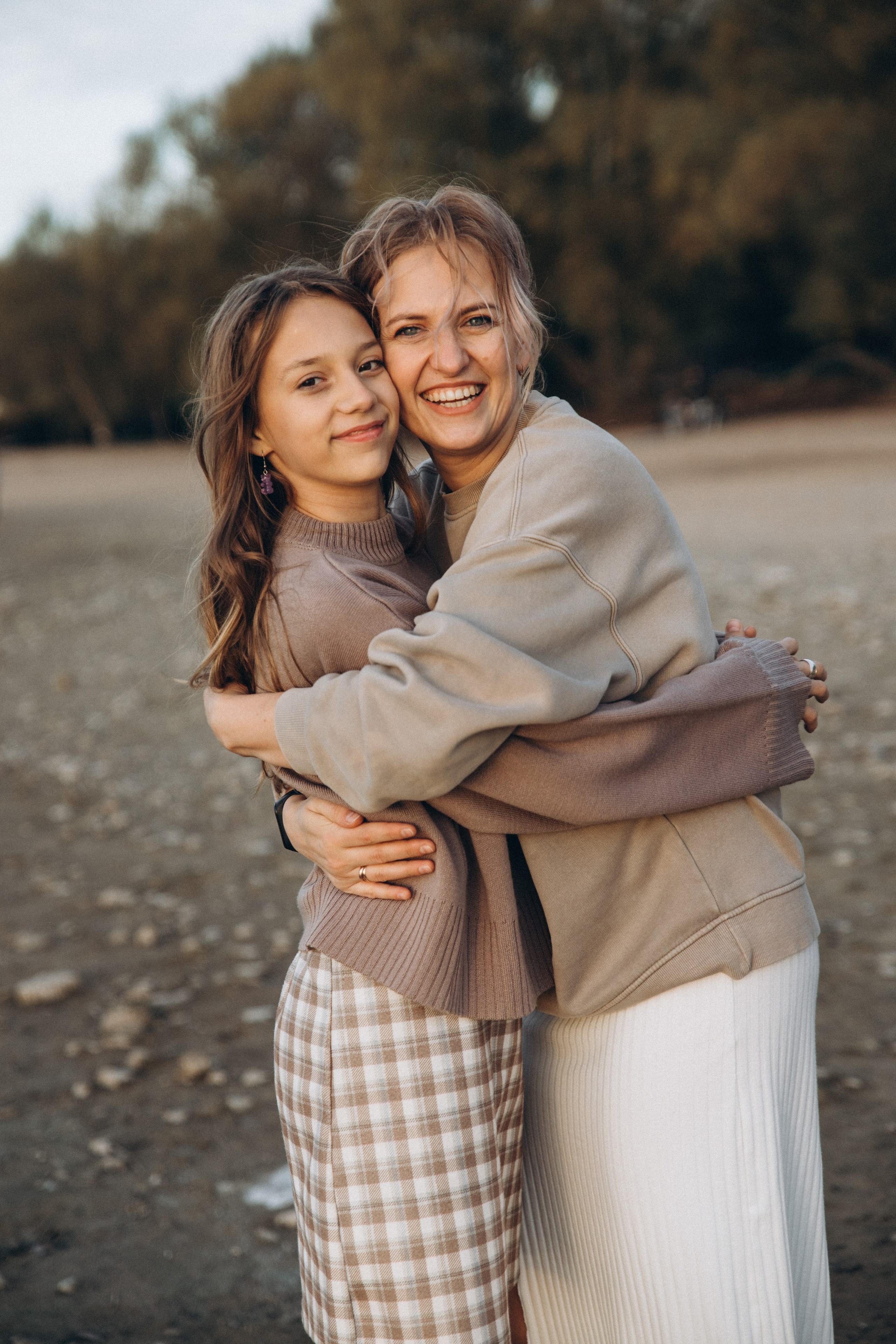 Большая семья на маленьком море. Репортажный и детский фотограф в Минске
