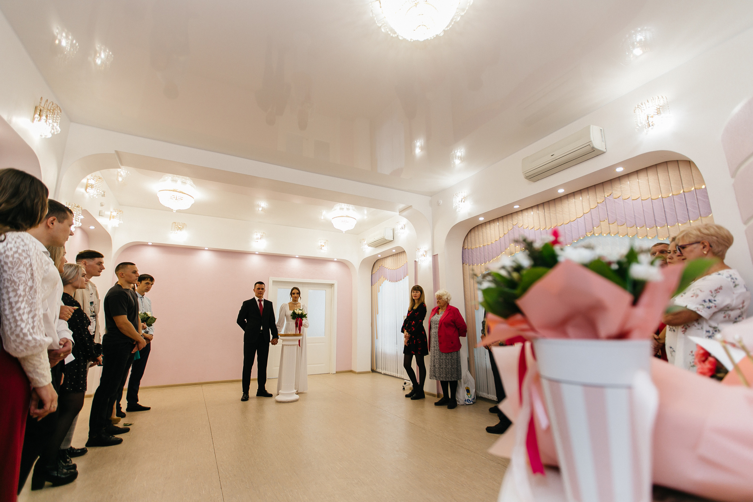 Листья кружились в свадебном вальсе, осень дарила тёплые дни. Душевный фотограф Ваших самых ярких событий Марина Погребняк