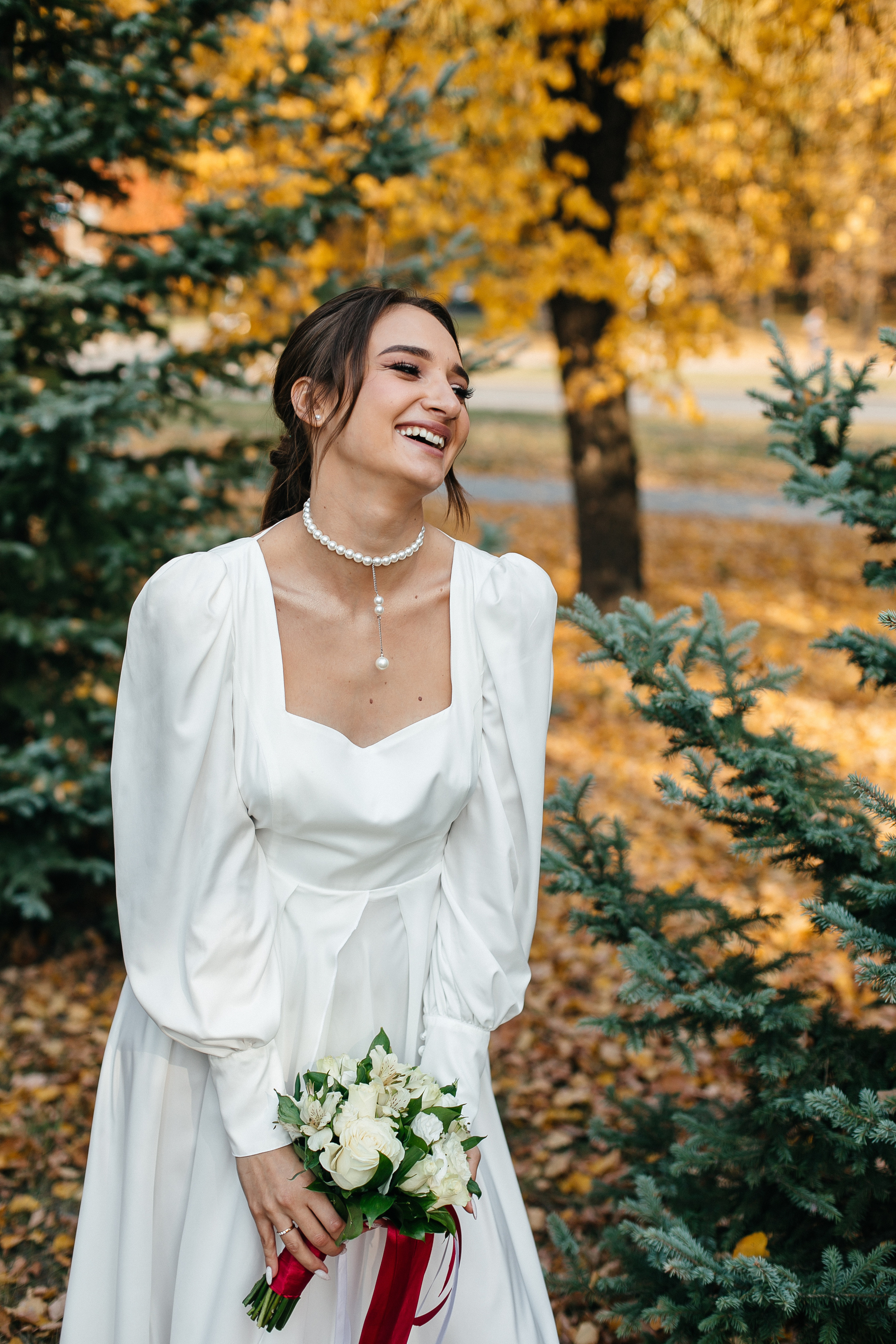 Листья кружились в свадебном вальсе, осень дарила тёплые дни. Душевный фотограф Ваших самых ярких событий Марина Погребняк