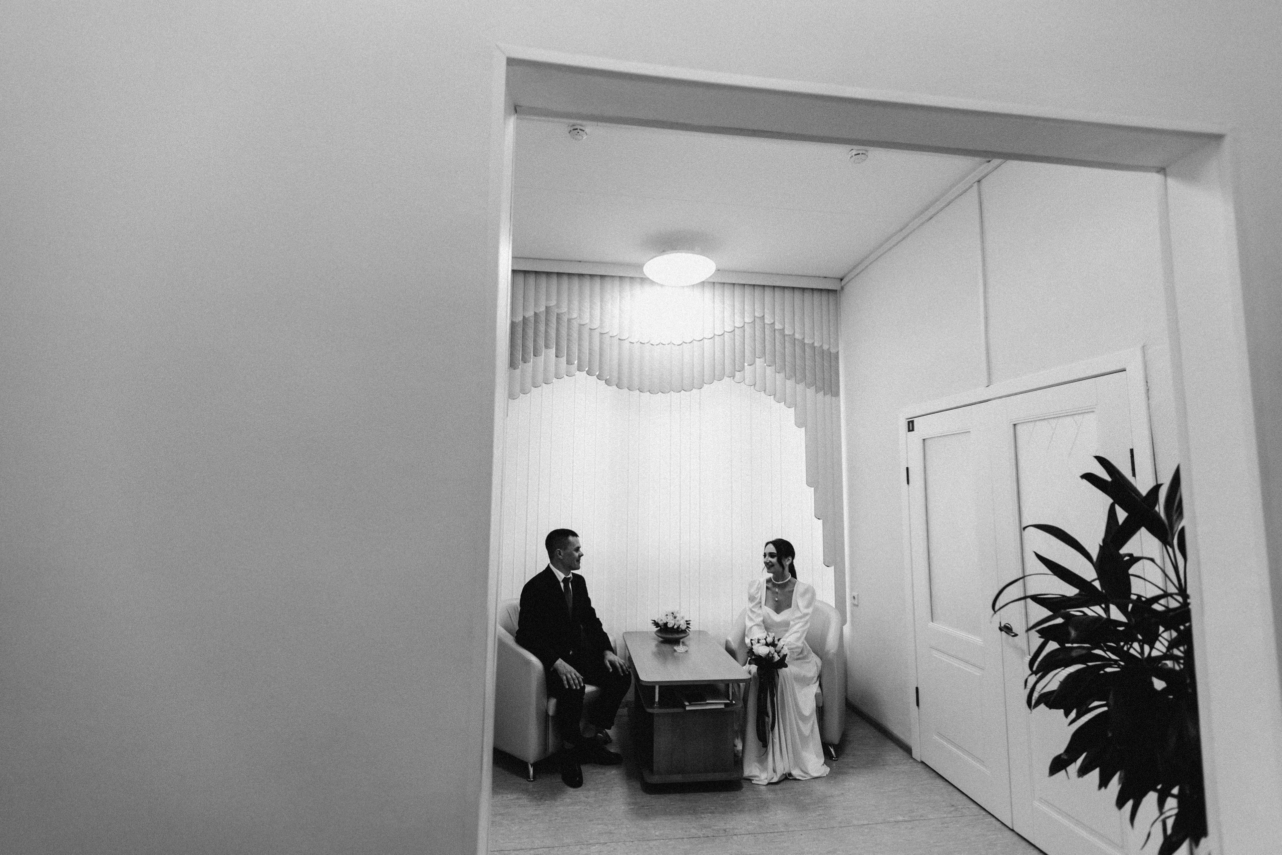 Листья кружились в свадебном вальсе, осень дарила тёплые дни. Душевный фотограф Ваших самых ярких событий Марина Погребняк