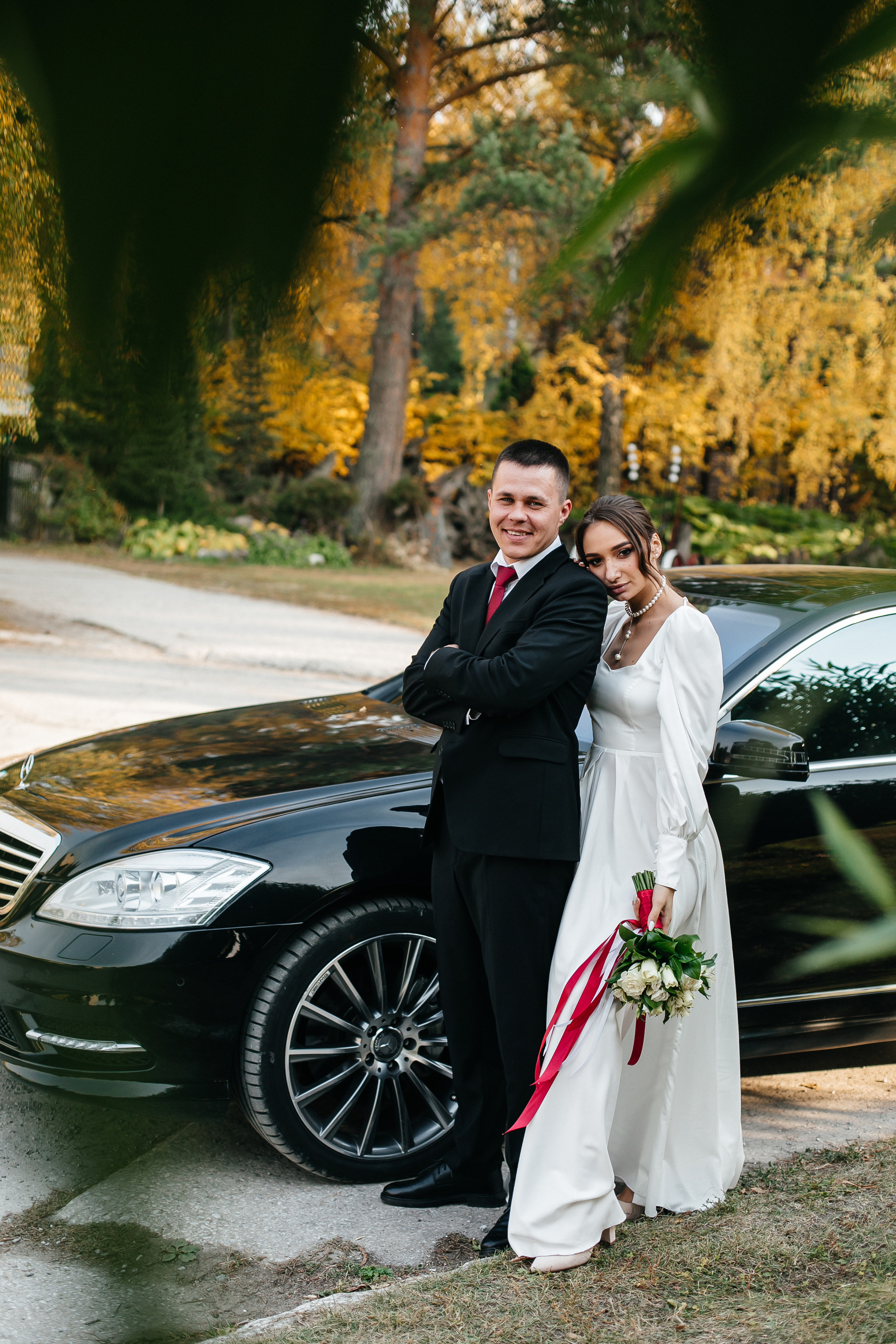 Листья кружились в свадебном вальсе, осень дарила тёплые дни. Душевный фотограф Ваших самых ярких событий Марина Погребняк