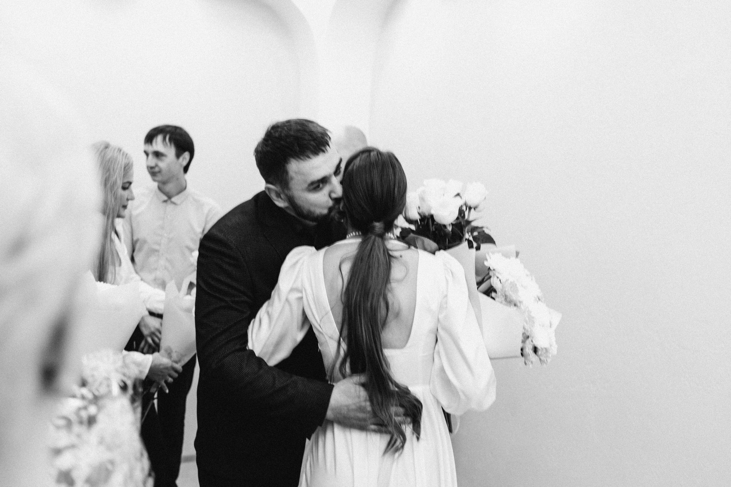 Листья кружились в свадебном вальсе, осень дарила тёплые дни. Душевный фотограф Ваших самых ярких событий Марина Погребняк