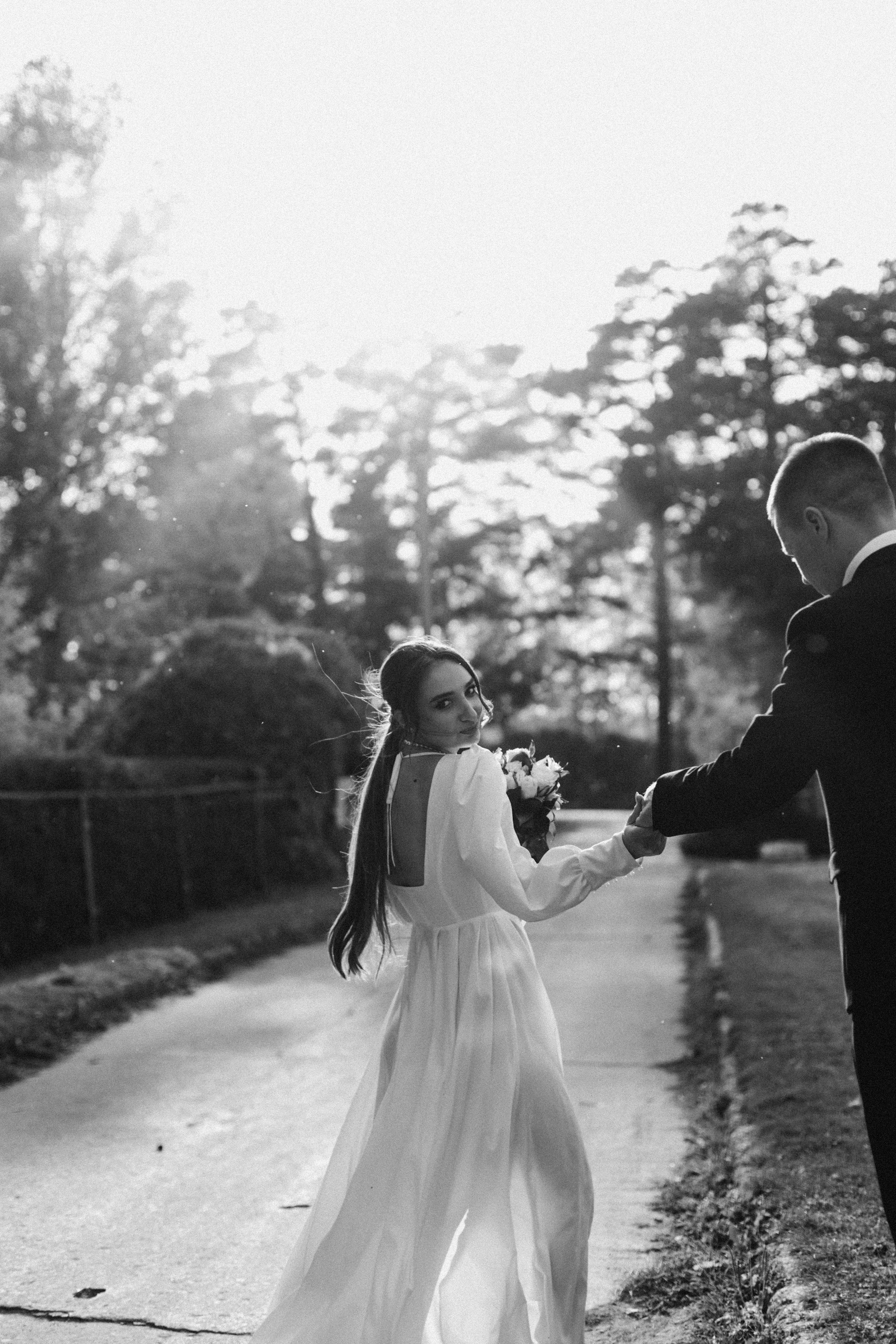 Листья кружились в свадебном вальсе, осень дарила тёплые дни. Душевный фотограф Ваших самых ярких событий Марина Погребняк