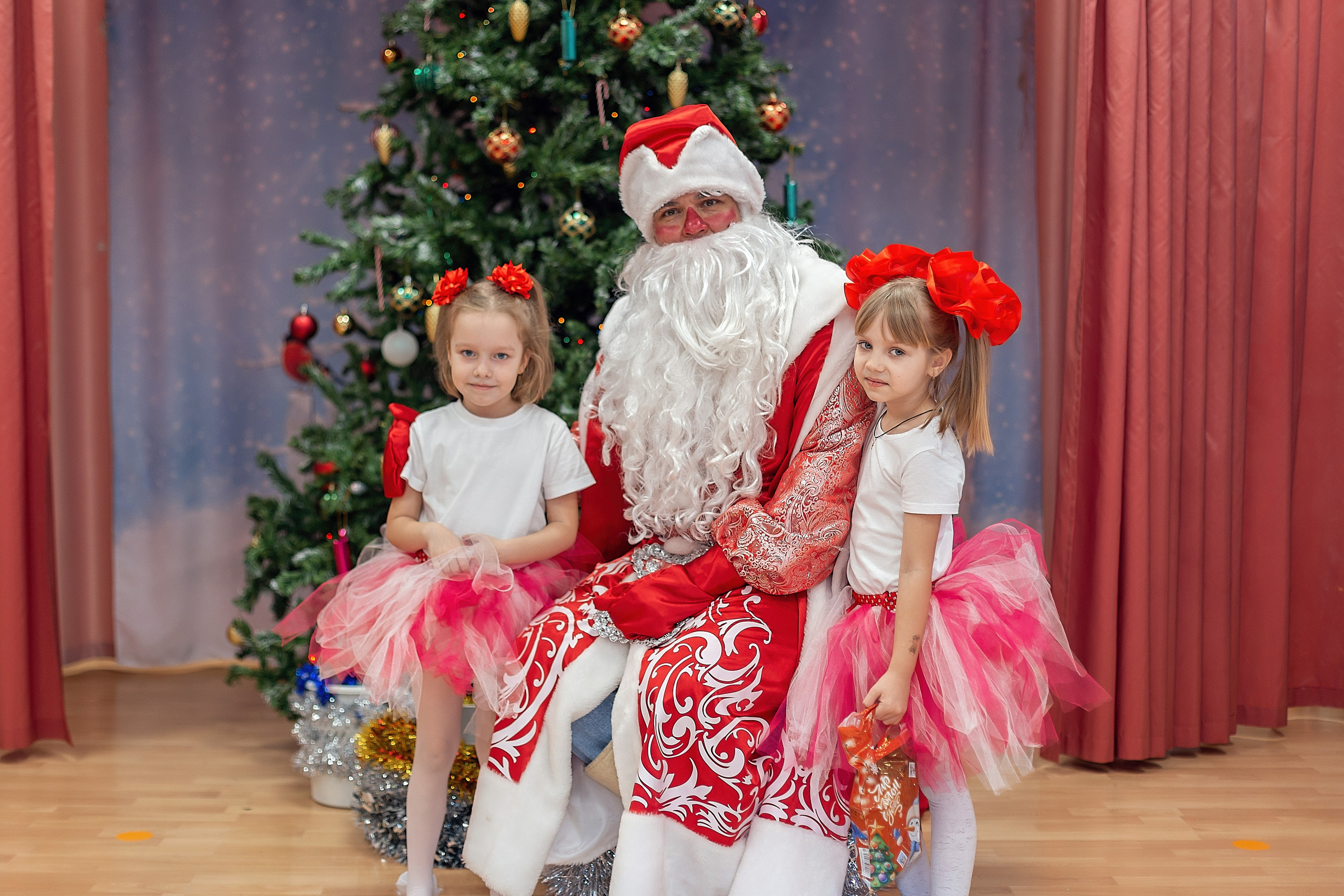 Утренник_"Карамельная фабрика» 2024. Семейный фотограф в Санкт-Петербурге