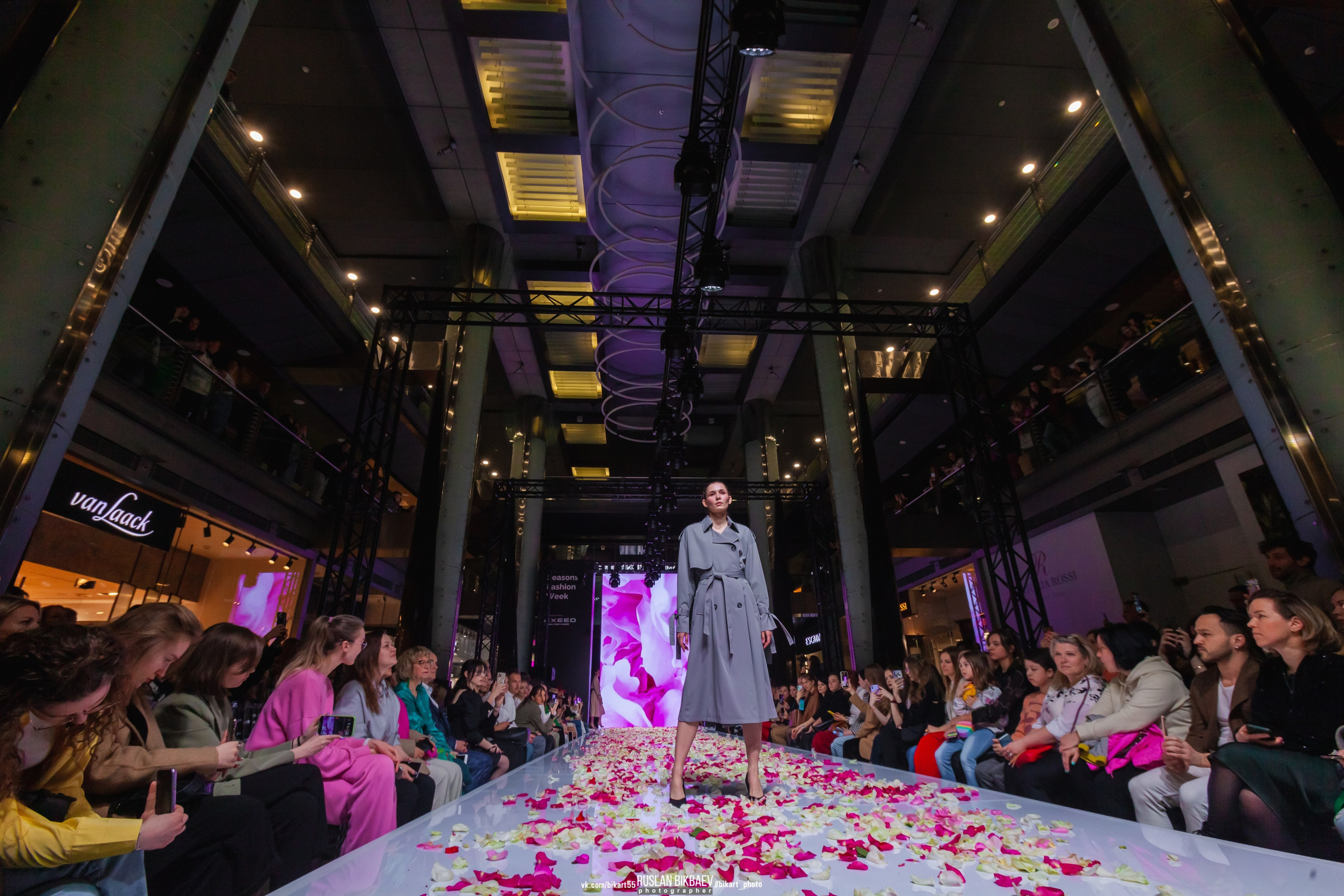 Season Fashion Week 2022. Главная