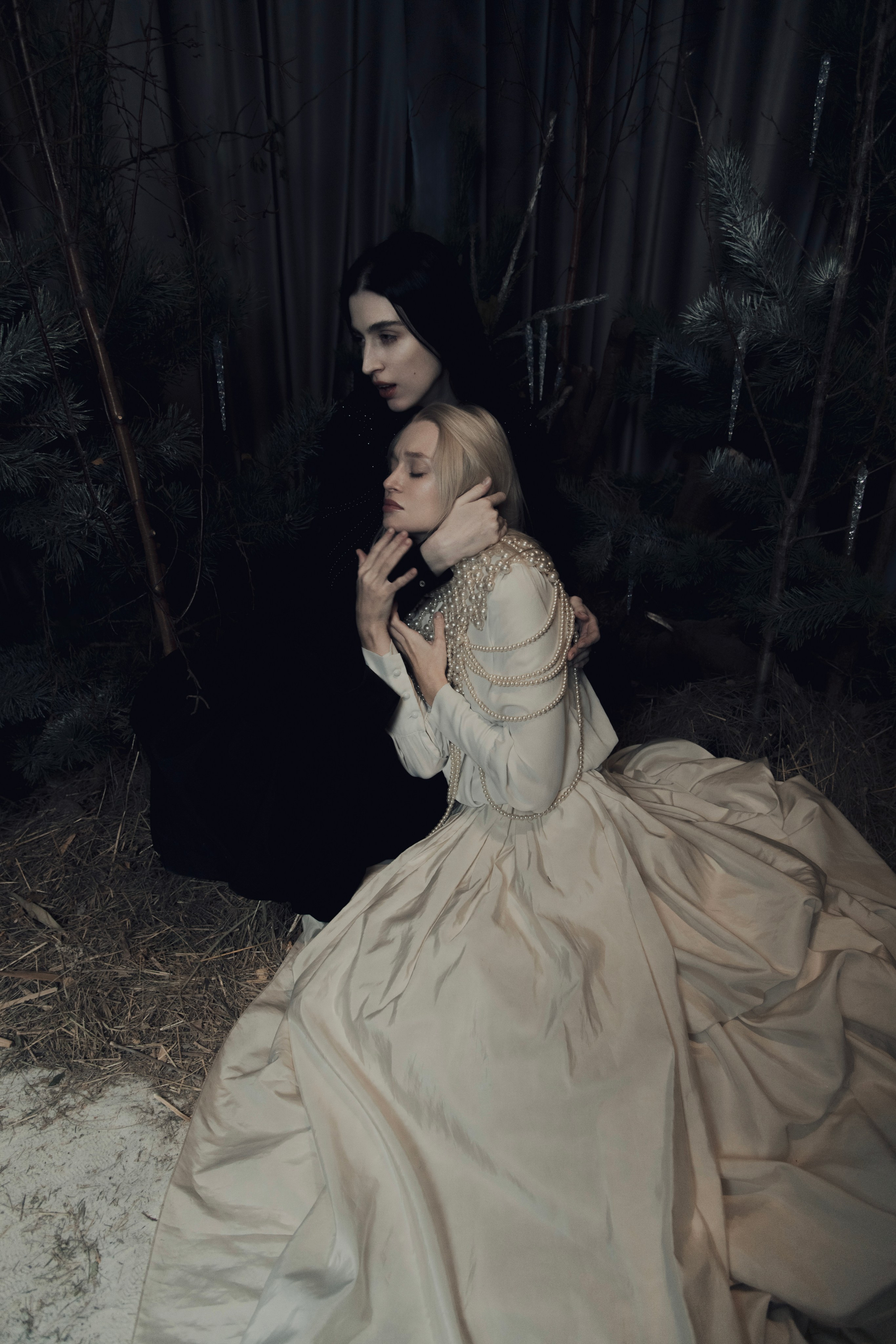 Черное и белое. Фотограф Anita Mivchas